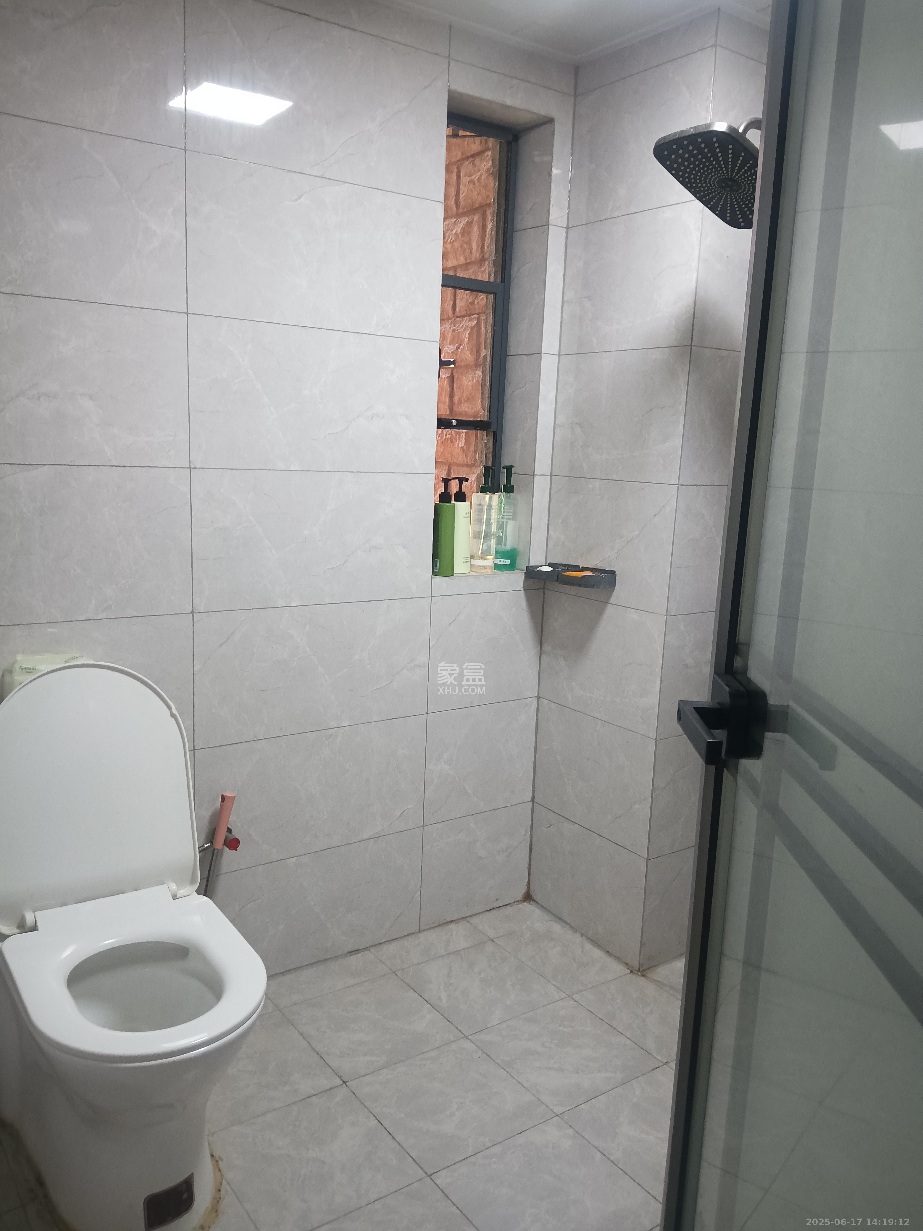 中建嘉和城  3室2厅2卫   2900.00元/月室内图
