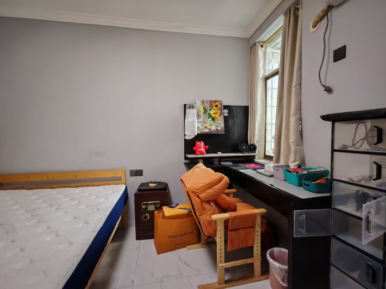 应电家园 3室2厅1卫 1000.0元/月 应电家园 3室2厅1卫 1000.0元/月室内图