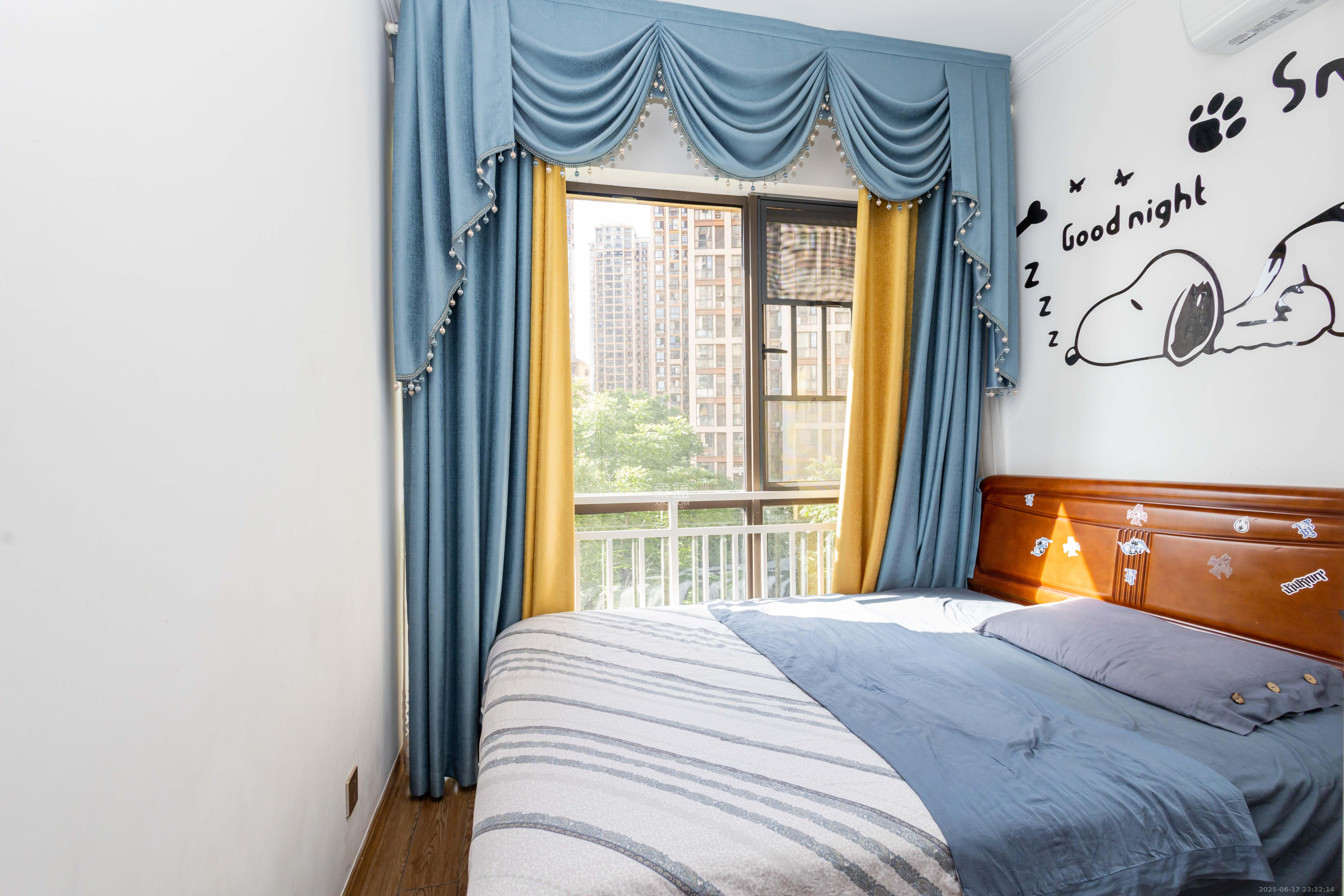 旭辉华庭 3室2厅2卫 70.8万 旭辉华庭 3室2厅2卫 70.8万卧室