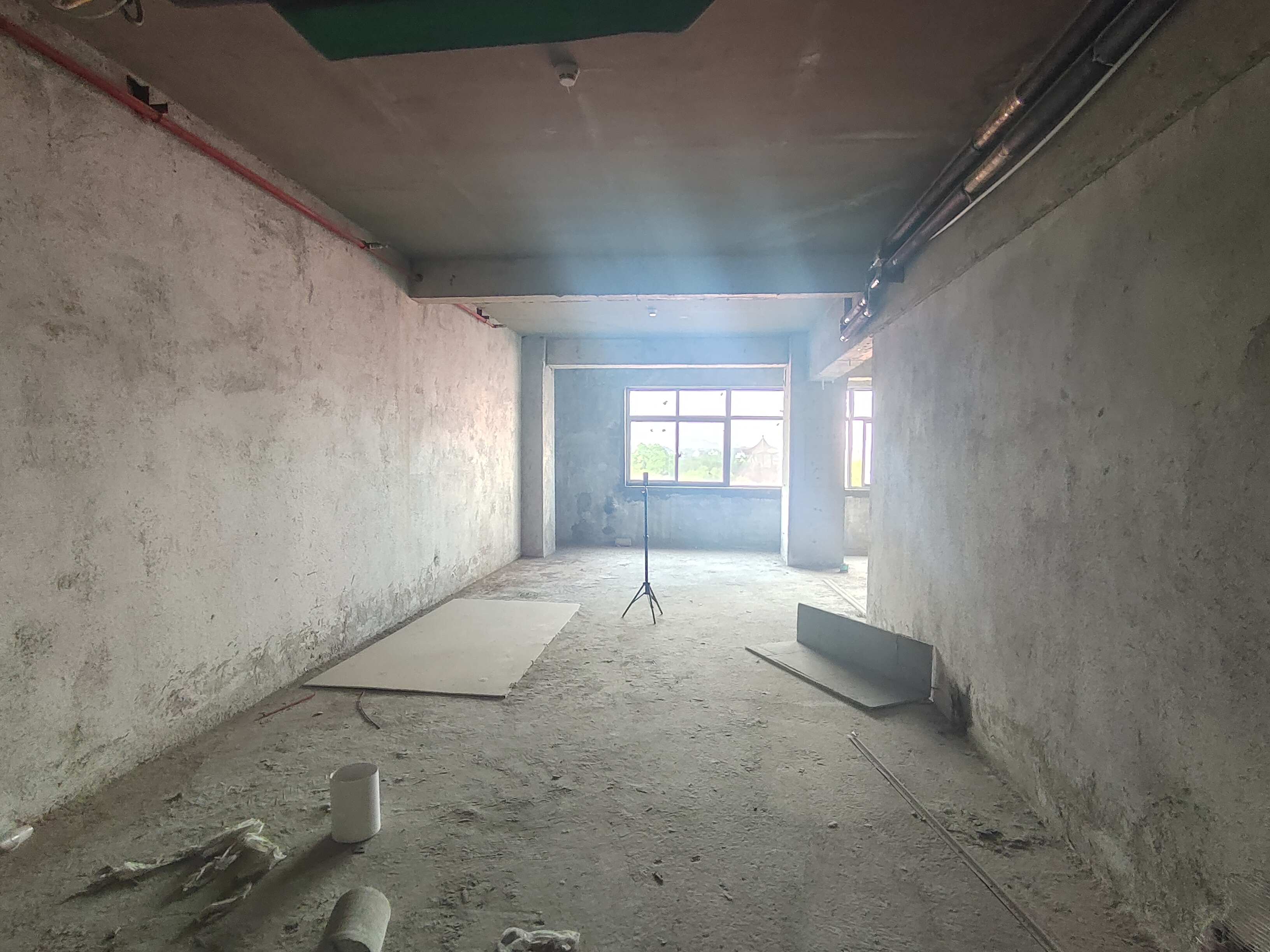 财智公馆大厦（瑞士国际酒店）  2室1厅1卫    28.0万客厅