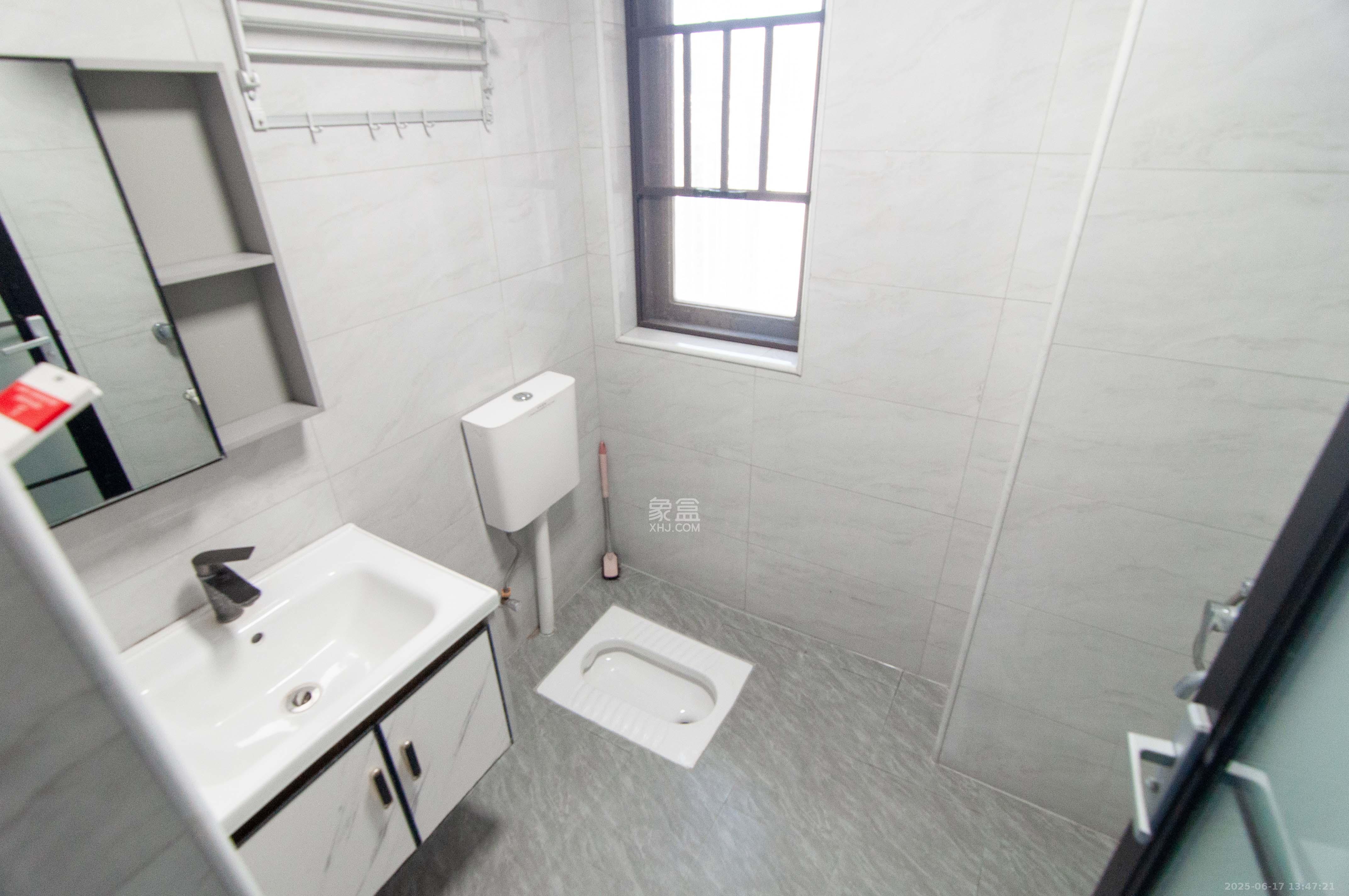 佳兆业云顶梅溪湖(佳兆业梅溪荟) 3室2厅2卫 115.0万 佳兆业云顶梅溪湖(佳兆业梅溪荟) 3室2厅2卫 115.0万卫生间