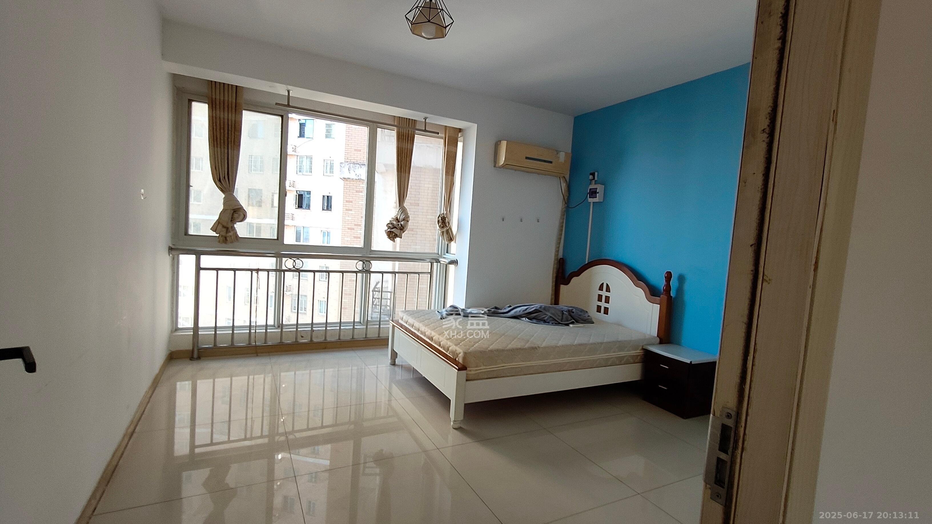 筑梦园 1室2厅1卫 2000.0元/月 筑梦园 1室2厅1卫 2000.0元/月室内图