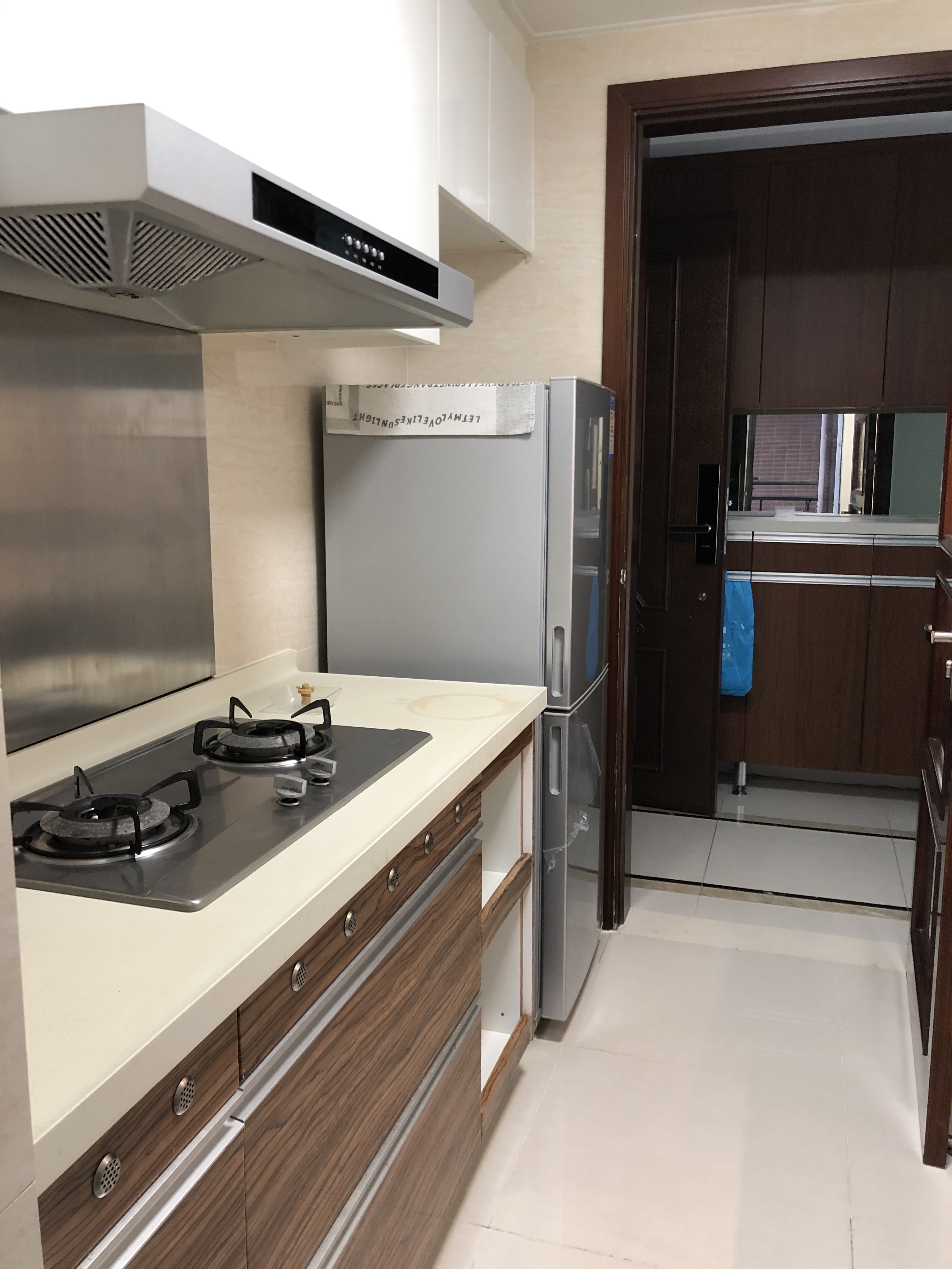 中海锦城  3室2厅2卫   3300.00元/月室内图