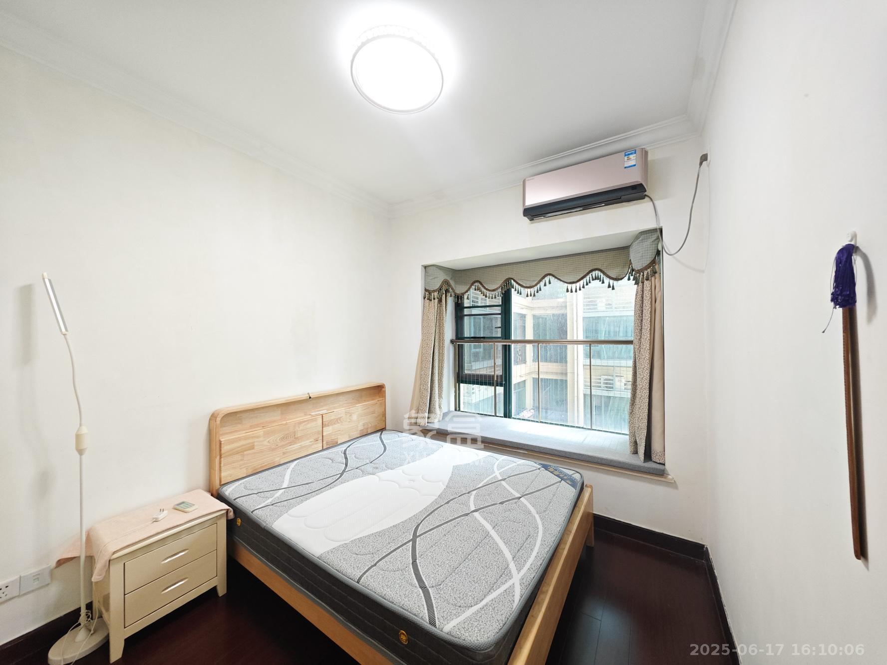 恒大城 1室2厅1卫 69.8万 恒大城 1室2厅1卫 69.8万卧室