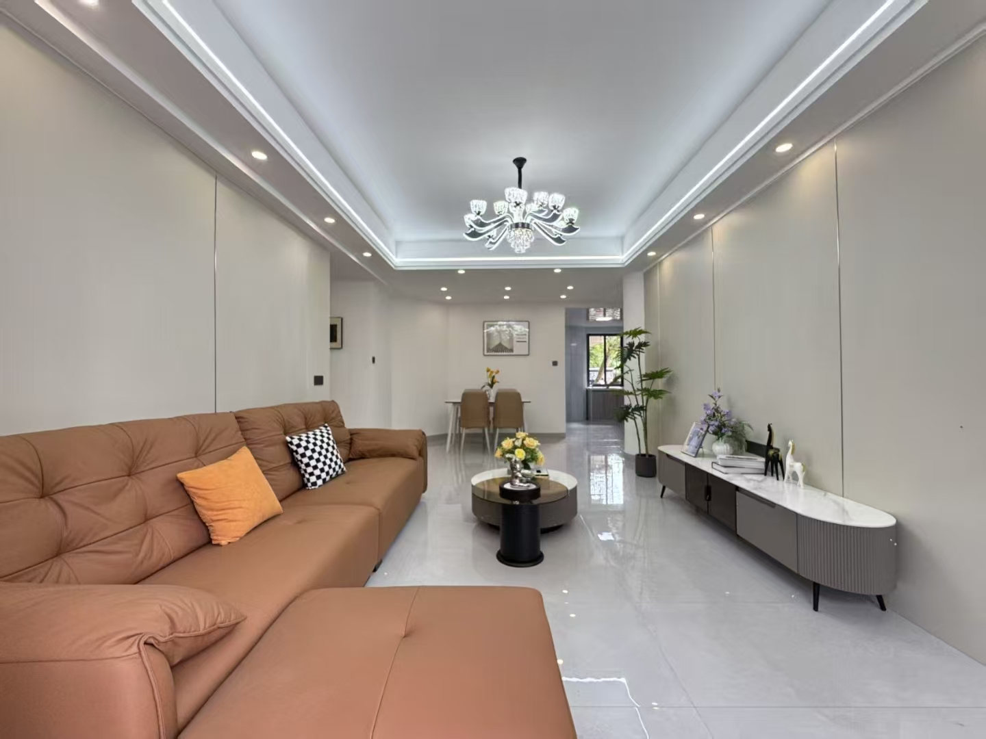 梦苑小区 3室2厅1卫 105.0万 梦苑小区 3室2厅1卫 105.0万室内图