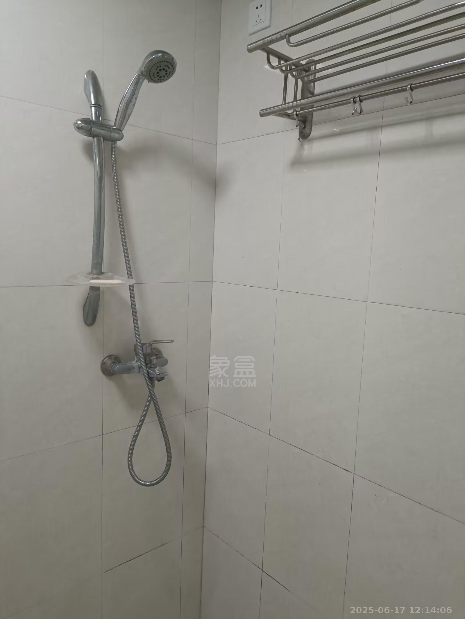庐山春天大厦（和一宾馆）  1室1厅1卫   1100.00元/月室内图