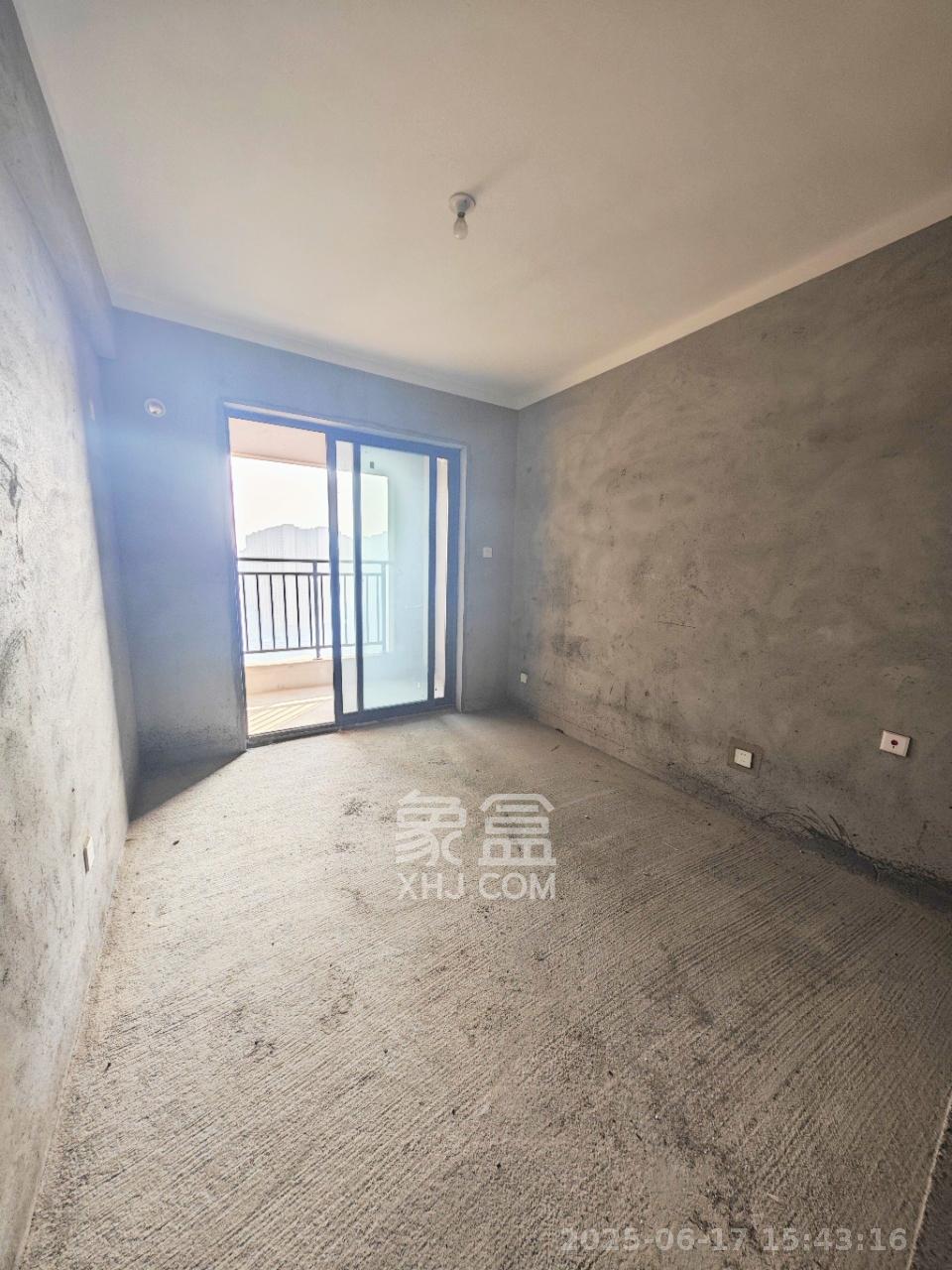 光明城市(星辰青年城) 1室2厅1卫 2000.0元/月 光明城市(星辰青年城) 1室2厅1卫 2000.0元/月室内图