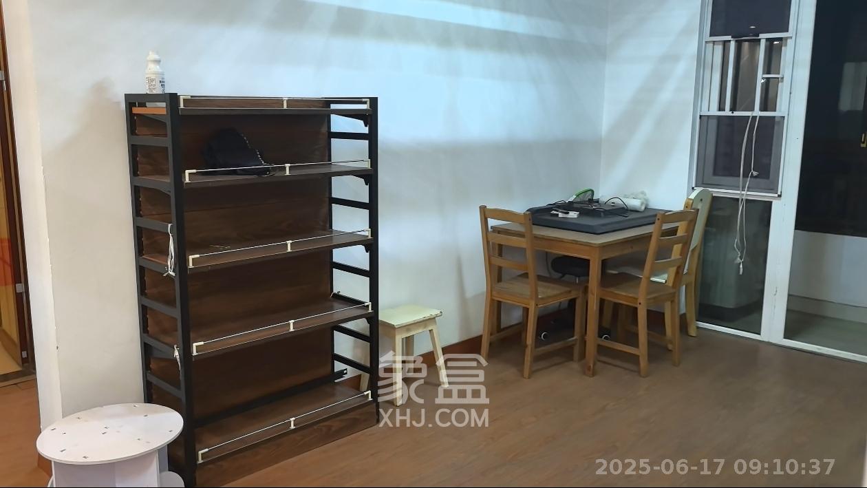 金地格林公馆  1室0厅0卫   2500.00元/月室内图
