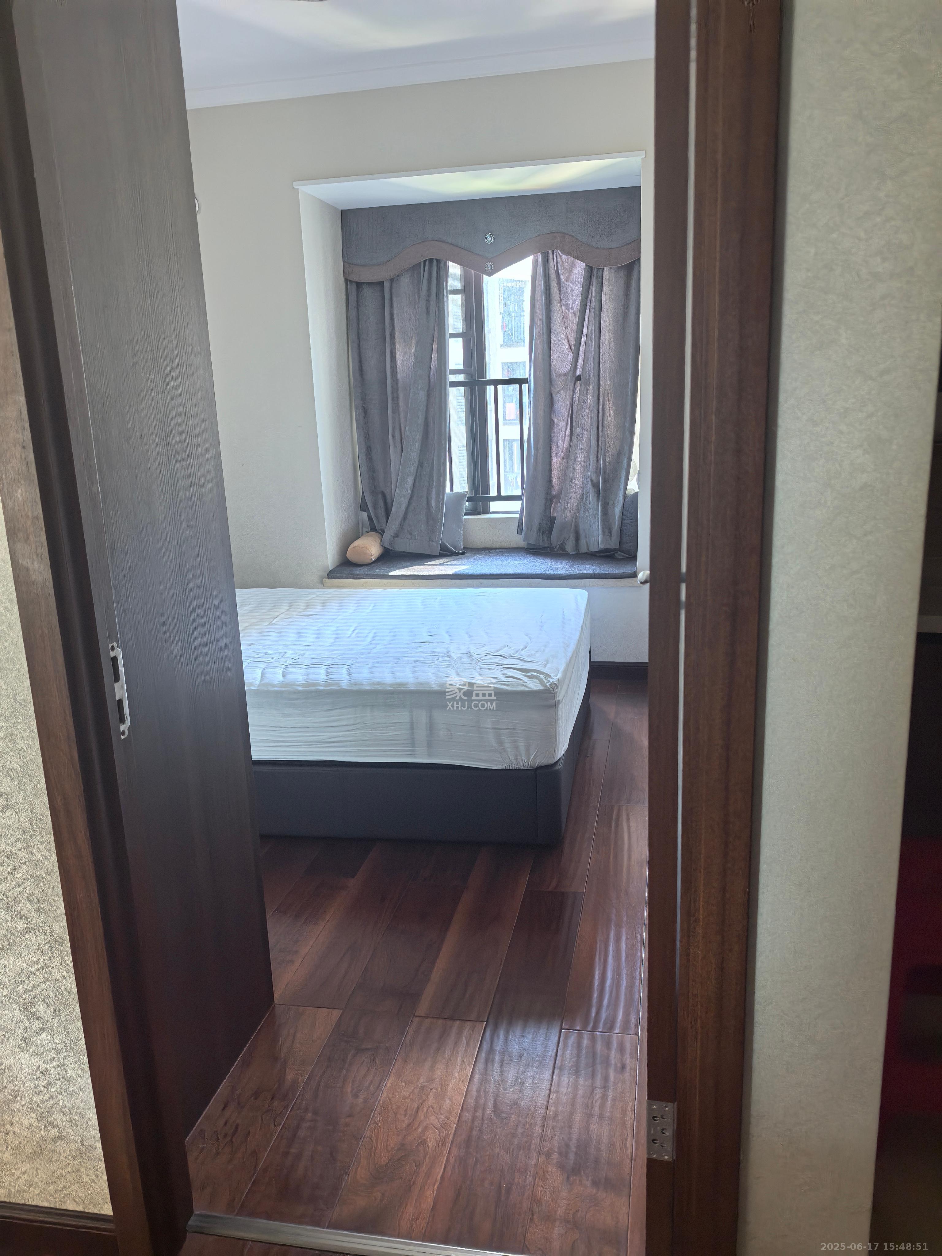 万科里梅溪郡  4室2厅2卫   4600.00元/月室内图