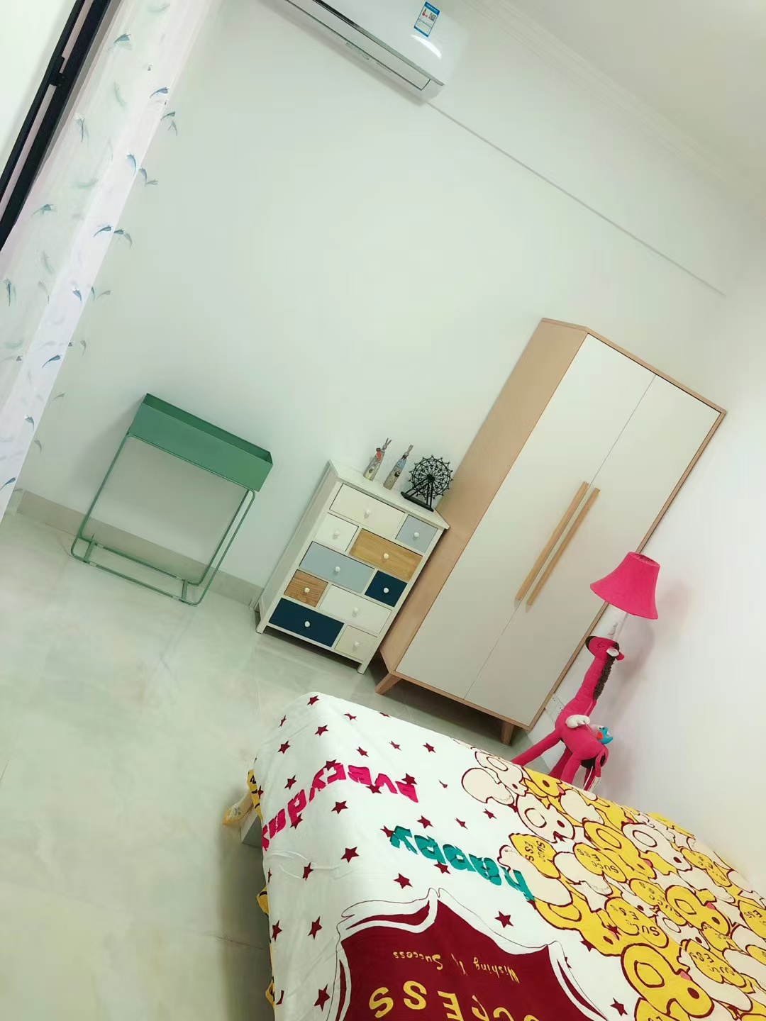 远大购物广场  2室2厅1卫   2300.00元/月室内图