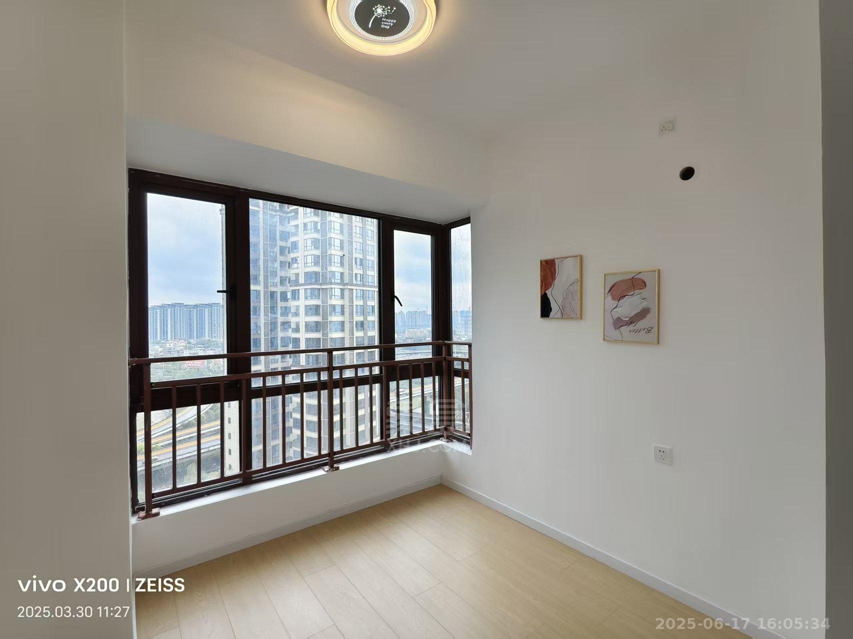 金轮津桥华府 4室2厅2卫 2000.0元/月 金轮津桥华府 4室2厅2卫 2000.0元/月户型图