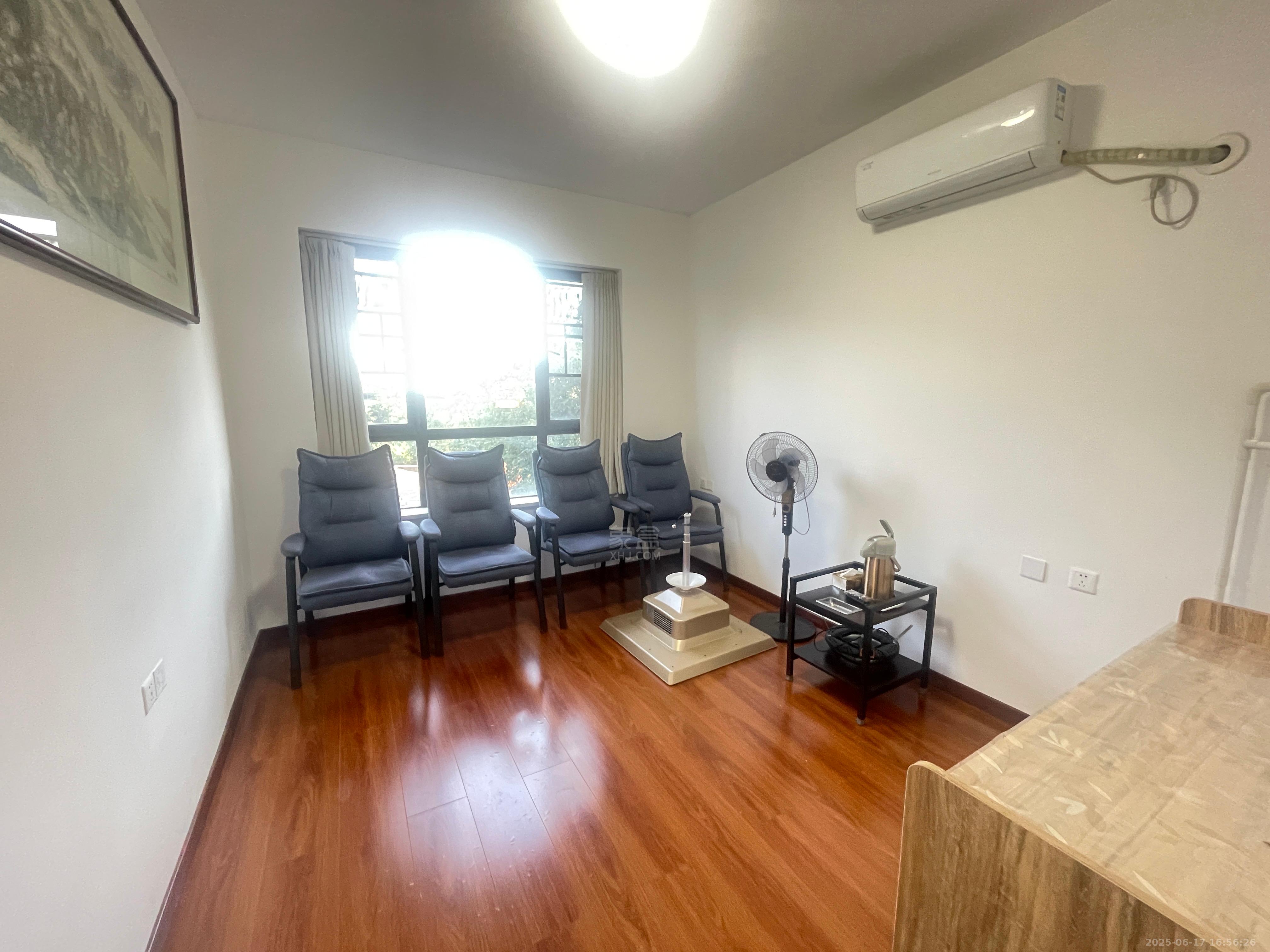 中泰财富湘江 2室2厅1卫 2000.0元/月 中泰财富湘江 2室2厅1卫 2000.0元/月室内图