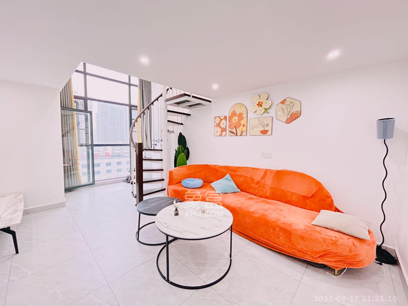 裕天国际商汇中心 1室1厅1卫 1800.0元/月 裕天国际商汇中心 1室1厅1卫 1800.0元/月室内图