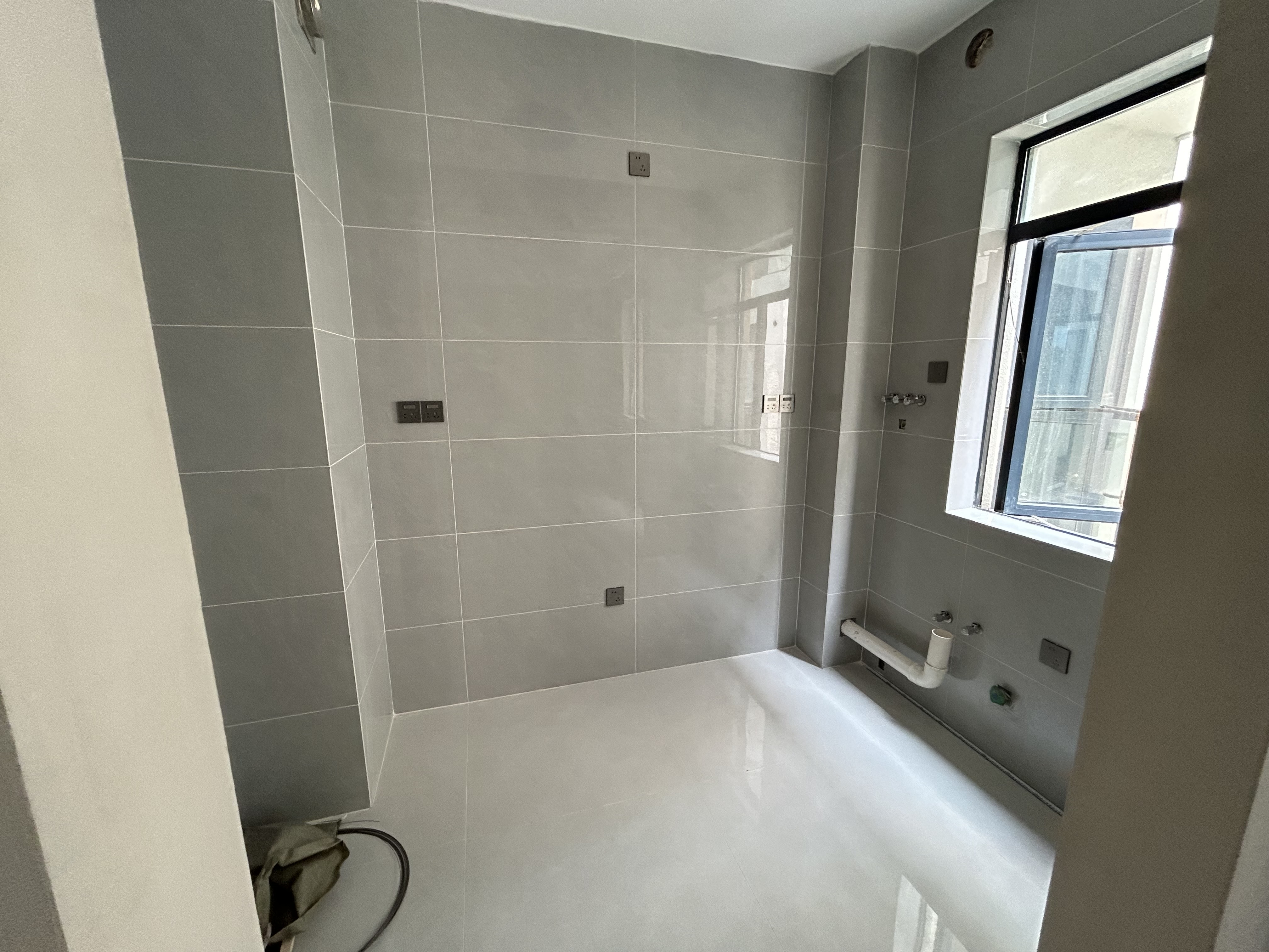 南门口安置小区二期 2室2厅1卫 2200.0元/月 南门口安置小区二期 2室2厅1卫 2200.0元/月室内图