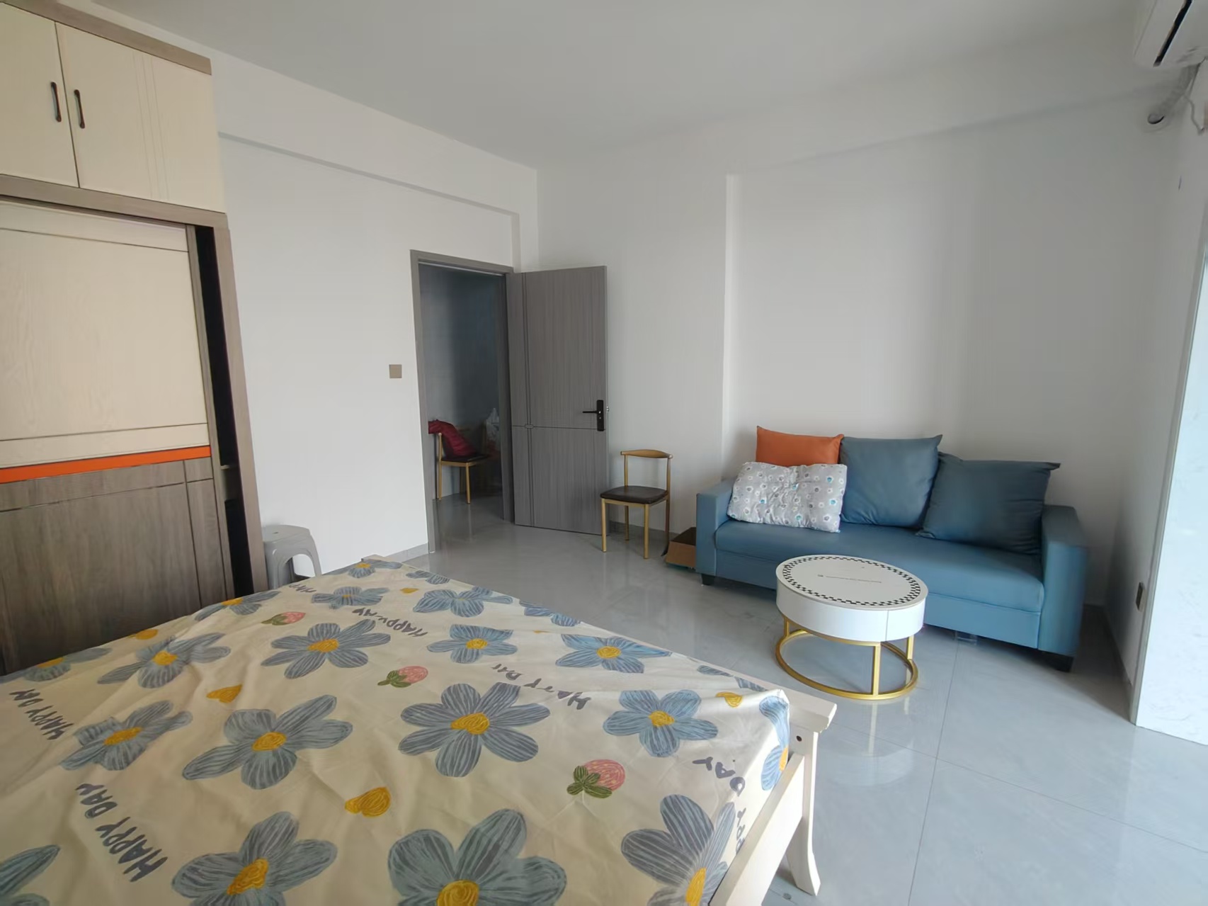 长湖新村 2室1厅1卫 1500.0元/月 长湖新村 2室1厅1卫 1500.0元/月室内图