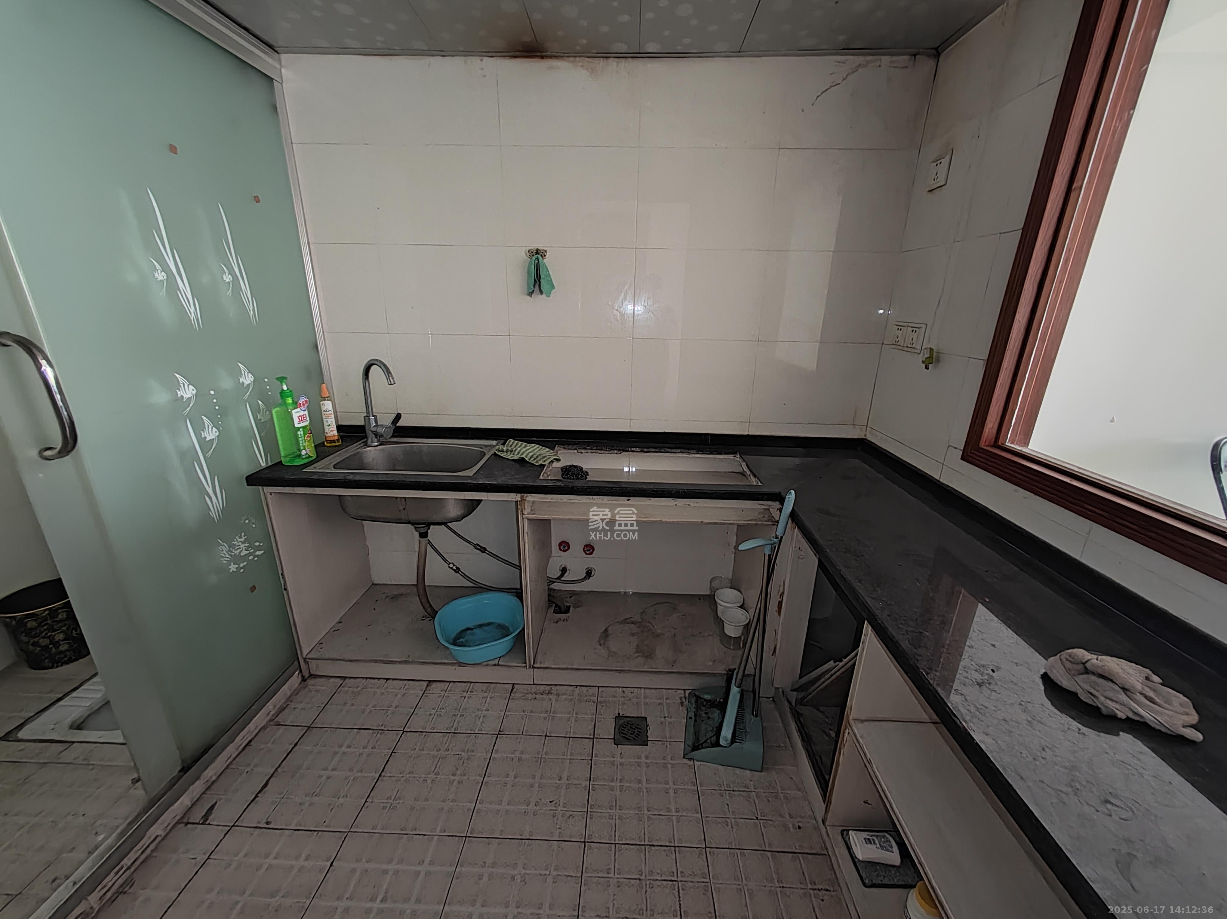 凯旋国际广场 2室2厅1卫 25.0万 凯旋国际广场 2室2厅1卫 25.0万客厅