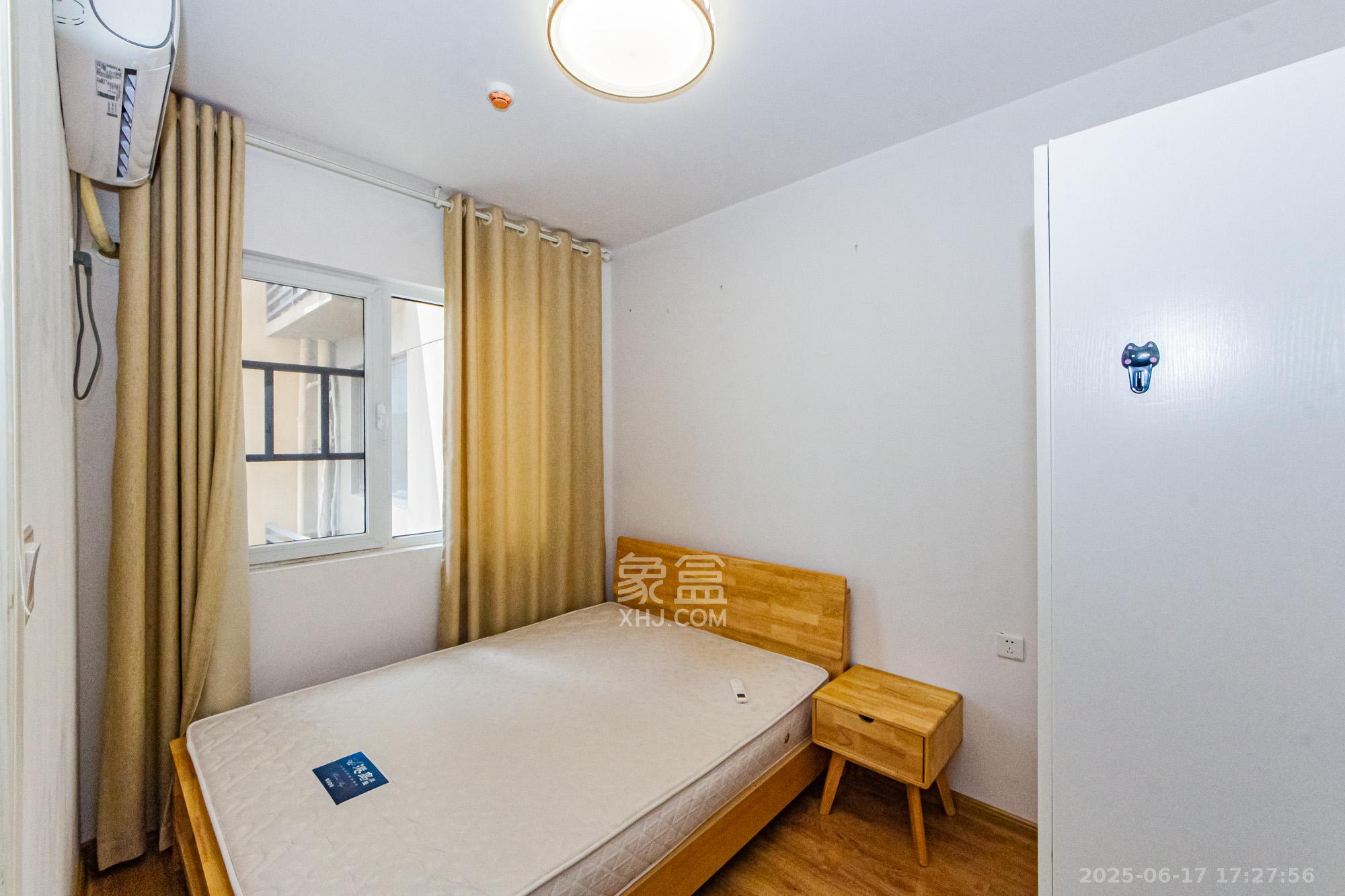 北辰三角洲C3区  3室2厅1卫    138.0万 北辰三角洲C3区  3室2厅1卫    138.0万卧室