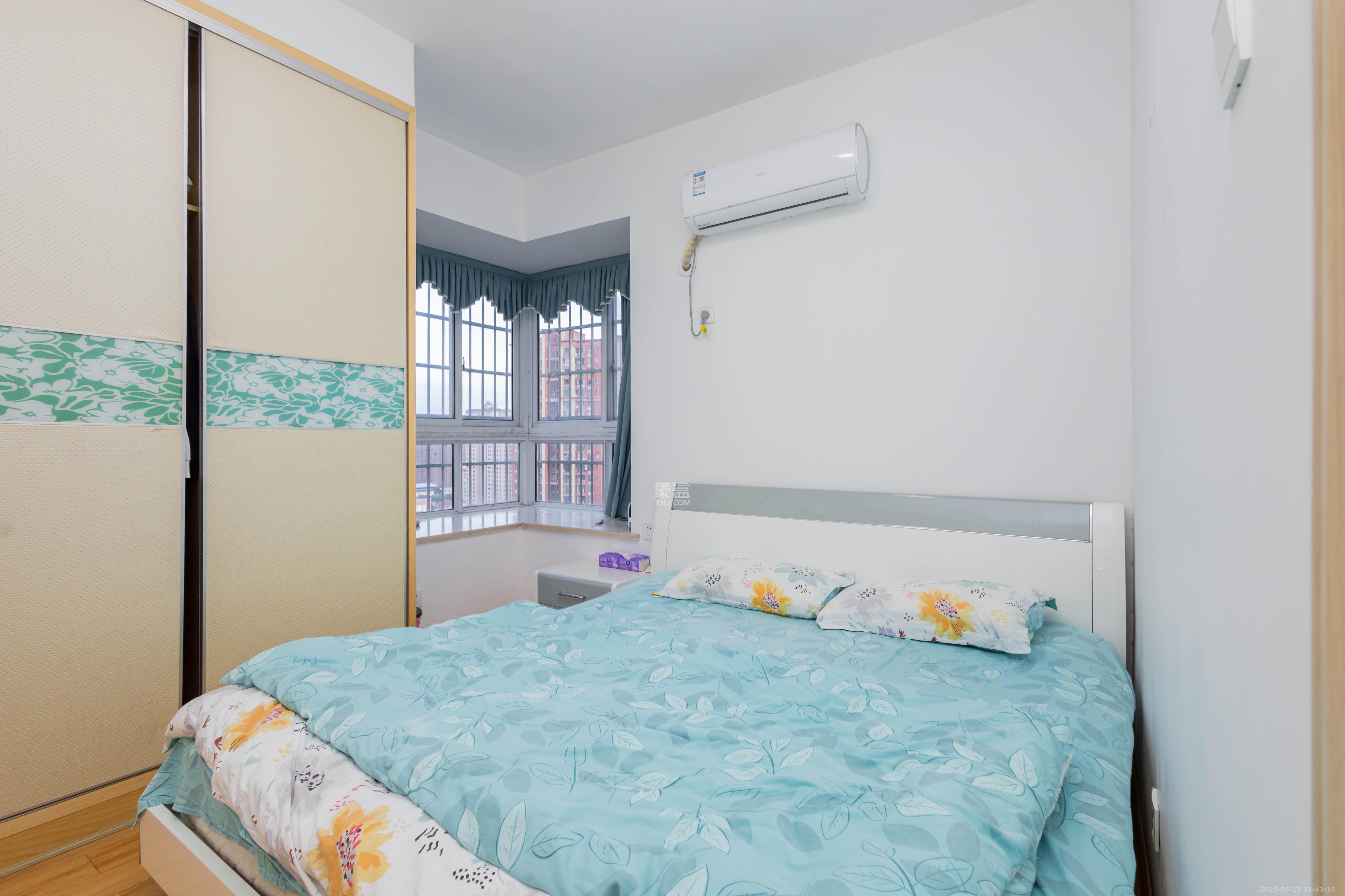 明天一城  2室2厅1卫    35.0万 明天一城  2室2厅1卫    35.0万卧室