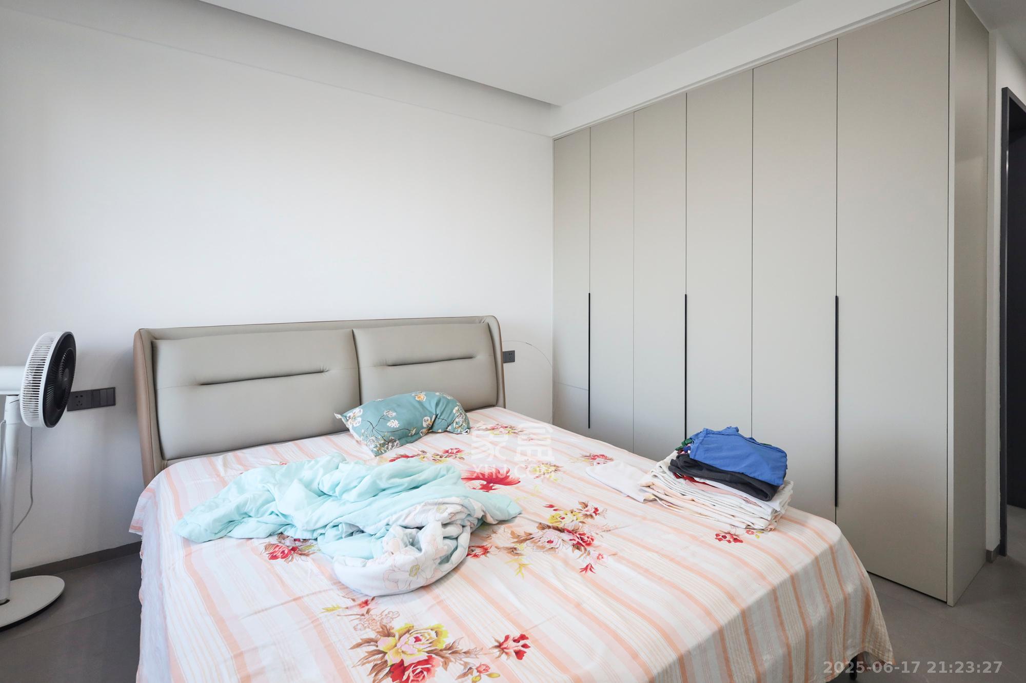 广泽上苑 4室2厅2卫 178.0万 广泽上苑 4室2厅2卫 178.0万卧室