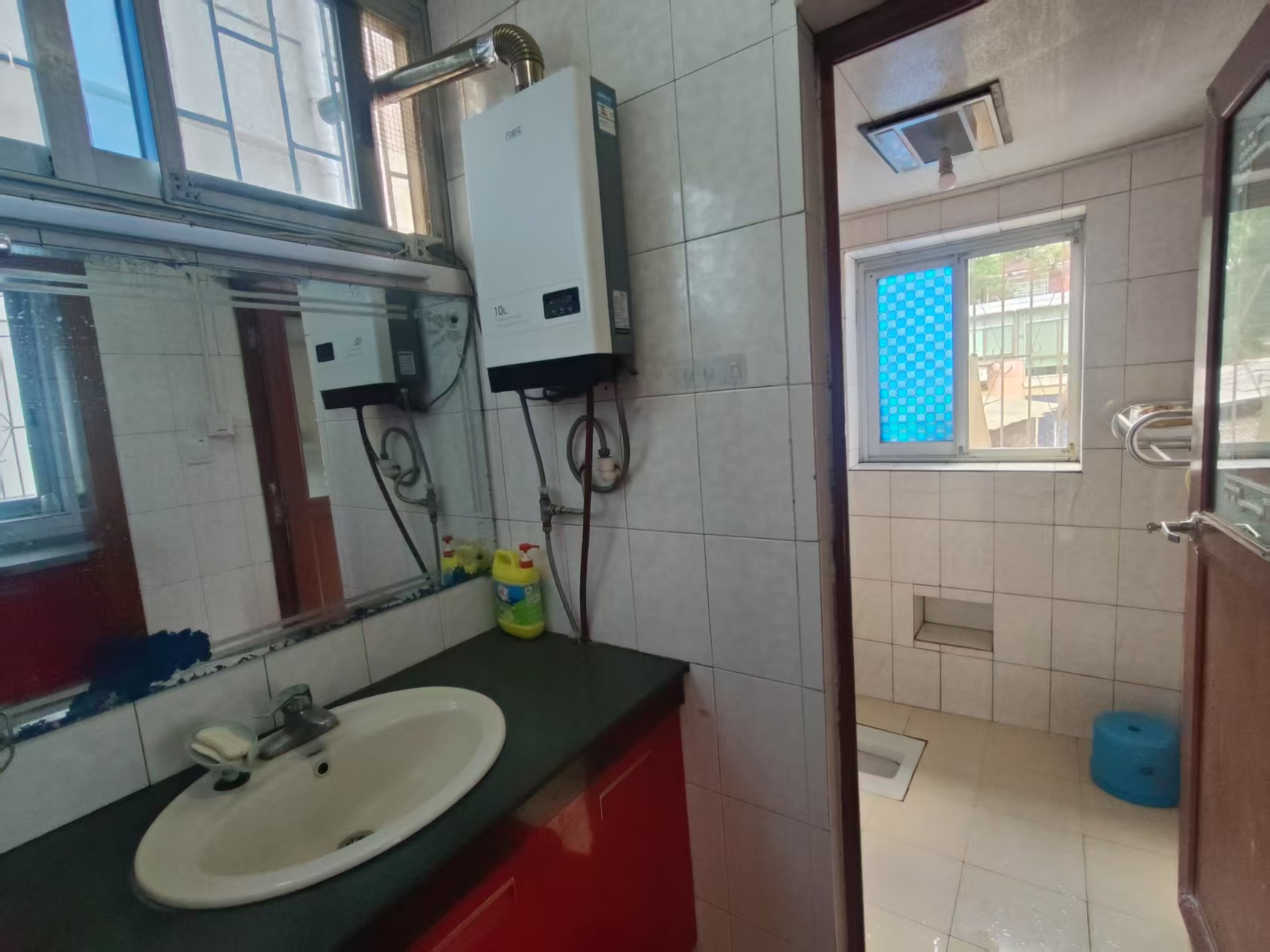 桃花仑物价局家属楼 3室2厅1卫 1000.0元/月 桃花仑物价局家属楼 3室2厅1卫 1000.0元/月室内图