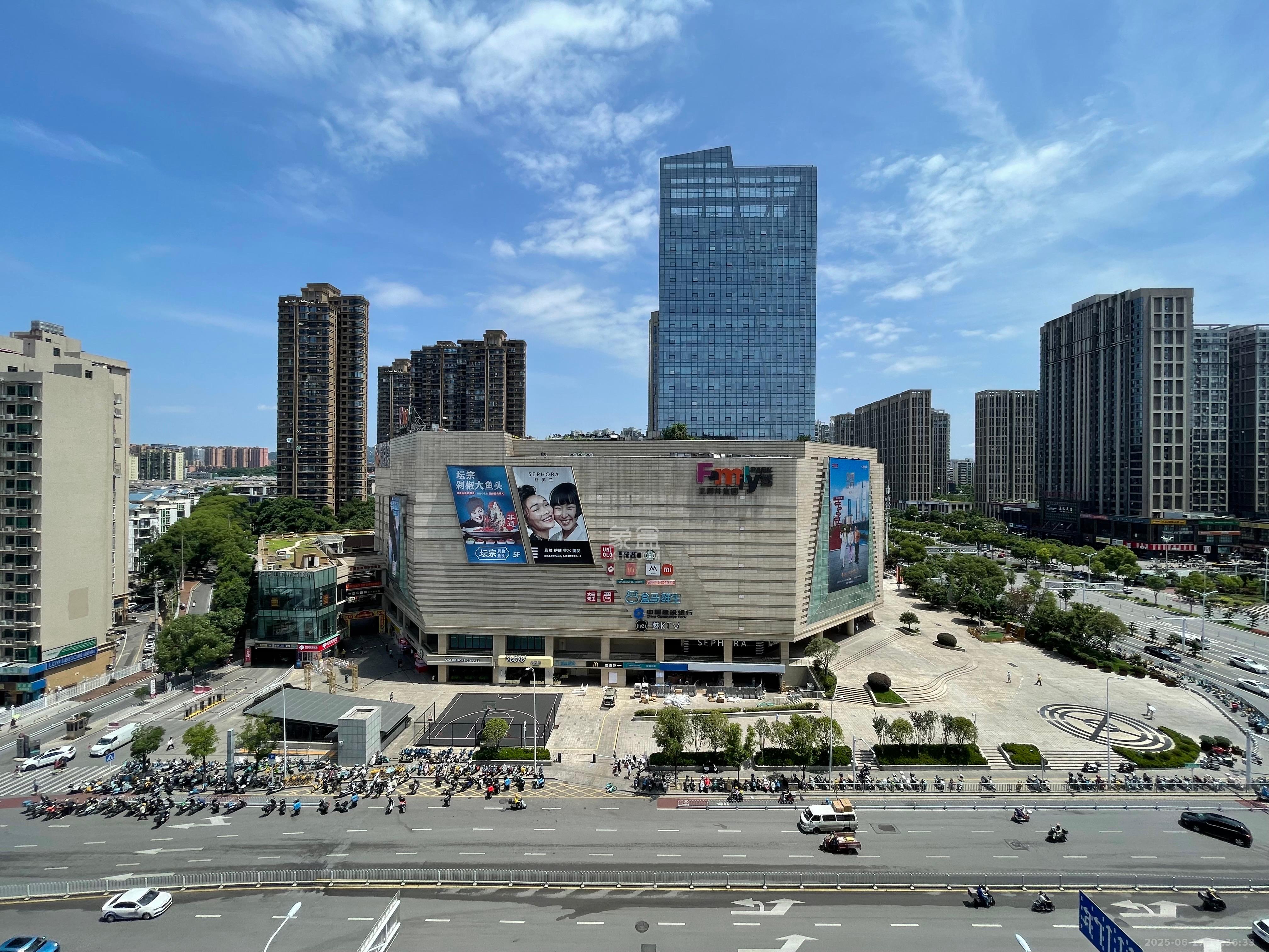 时代帝景  3室2厅2卫    5000.0元/月室内图