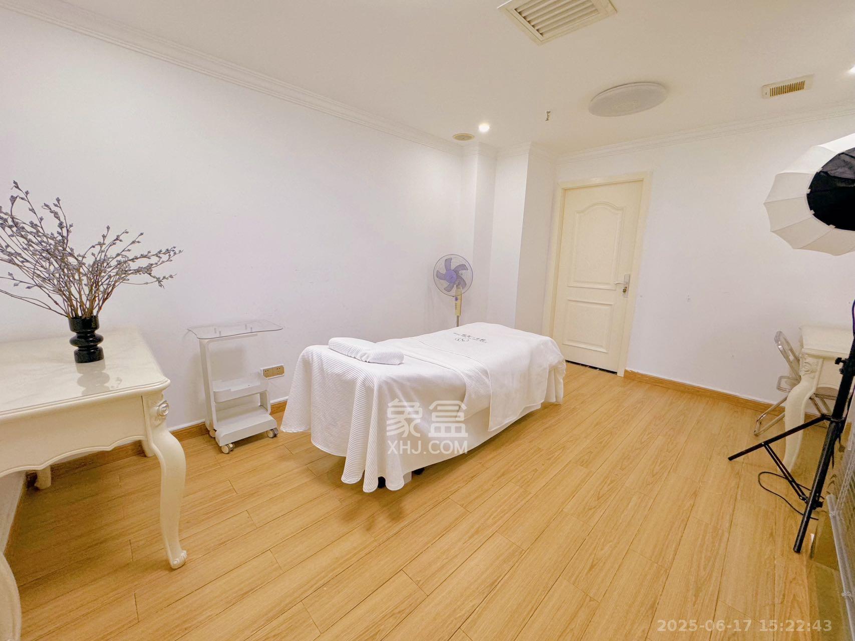 保利国际广场 4室0厅0卫 12000.0元/月 保利国际广场 4室0厅0卫 12000.0元/月室内图