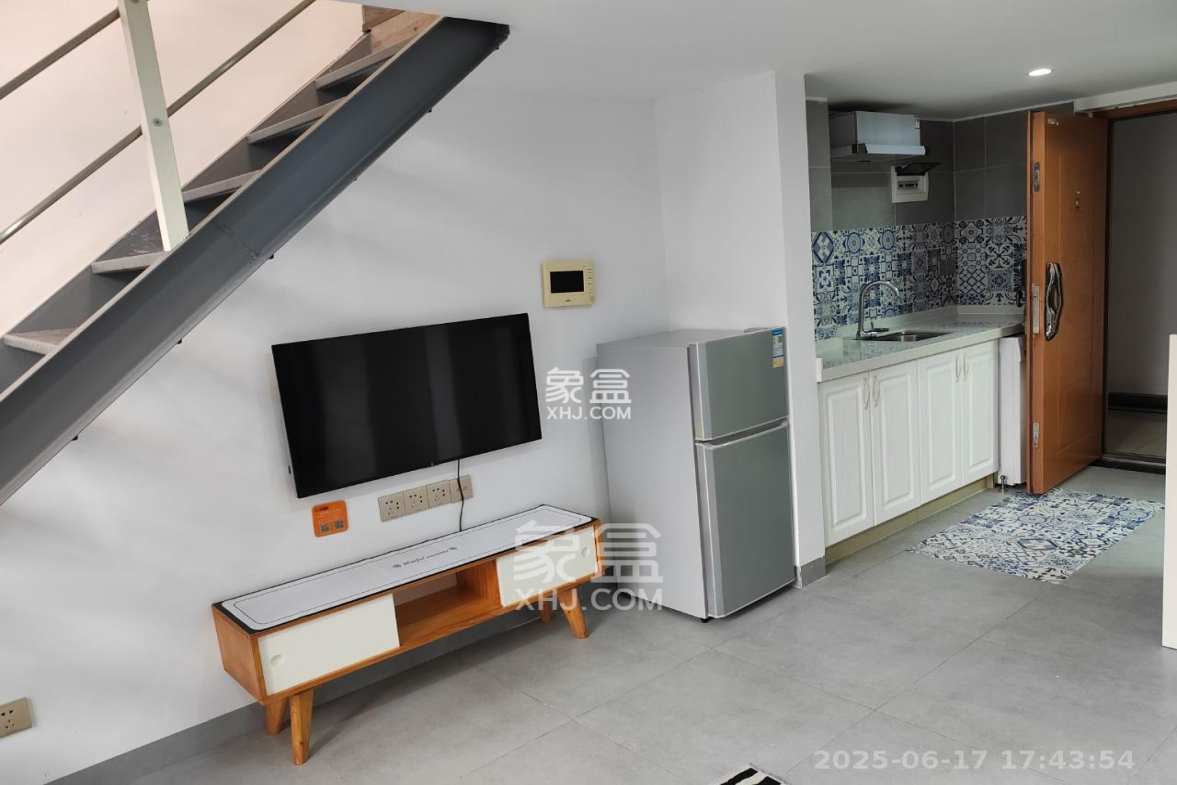 洋湖时代  2室1厅1卫    1680.0元/月 洋湖时代  2室1厅1卫    1680.0元/月室内图