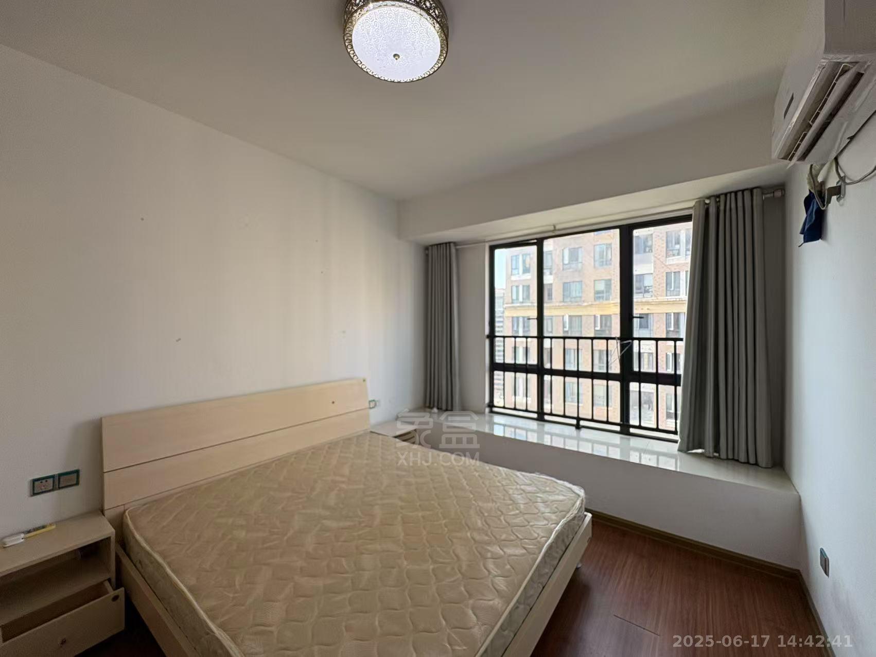 湘银星城 3室2厅1卫 1800.0元/月 湘银星城 3室2厅1卫 1800.0元/月室内图