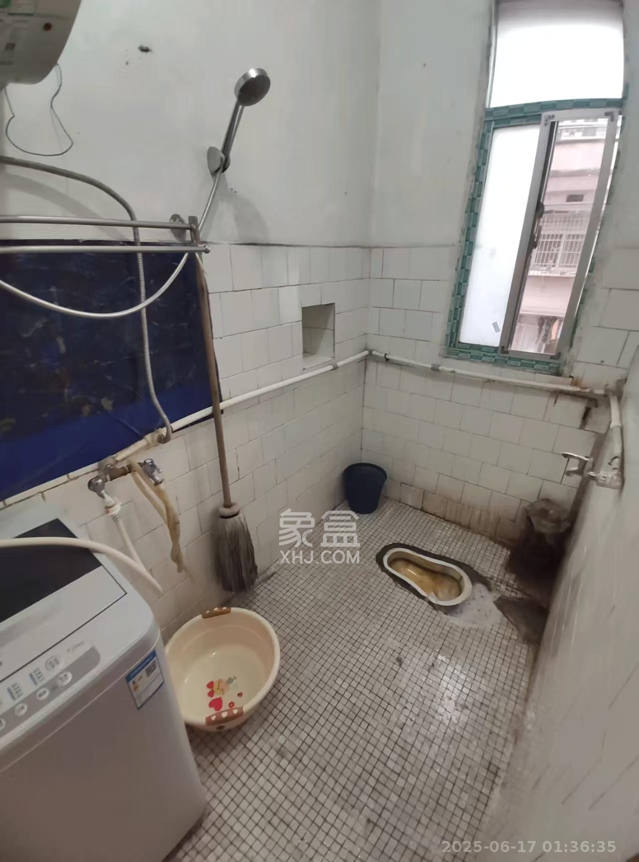 通程物流宿舍 2室2厅1卫 1000.0元/月 通程物流宿舍 2室2厅1卫 1000.0元/月室内图