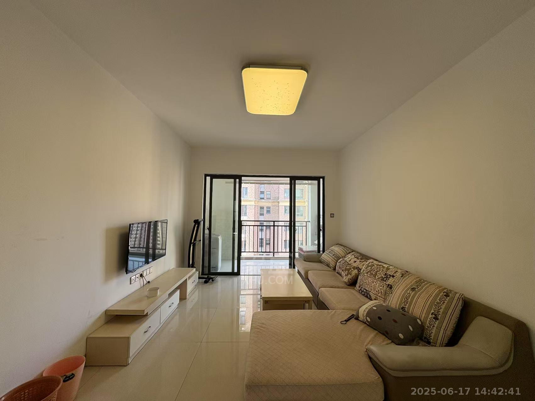 湘银星城 3室2厅1卫 1800.0元/月 湘银星城 3室2厅1卫 1800.0元/月室内图