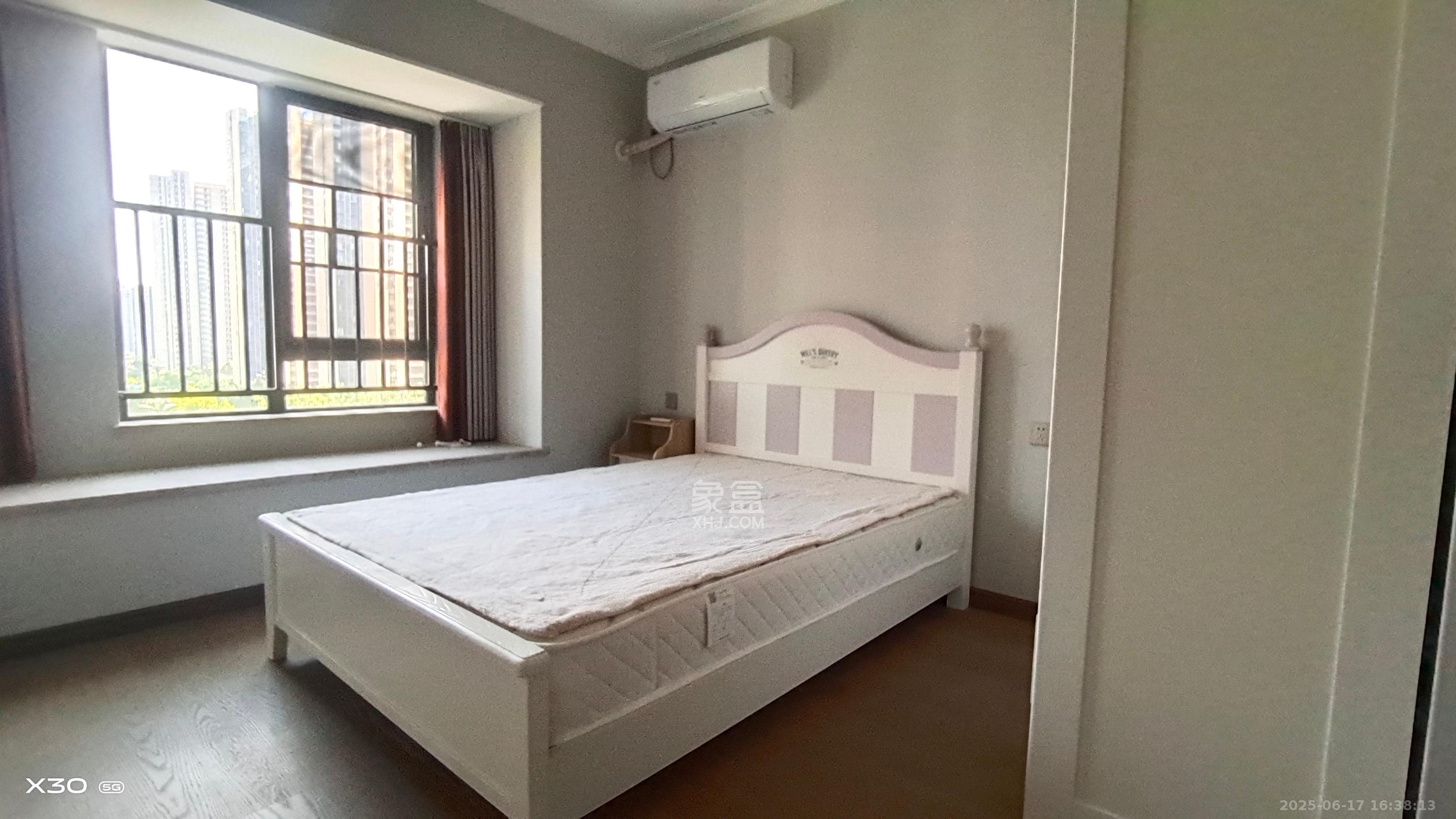 梦想麓隐天境  4室2厅2卫    4000.0元/月 梦想麓隐天境  4室2厅2卫    4000.0元/月室内图