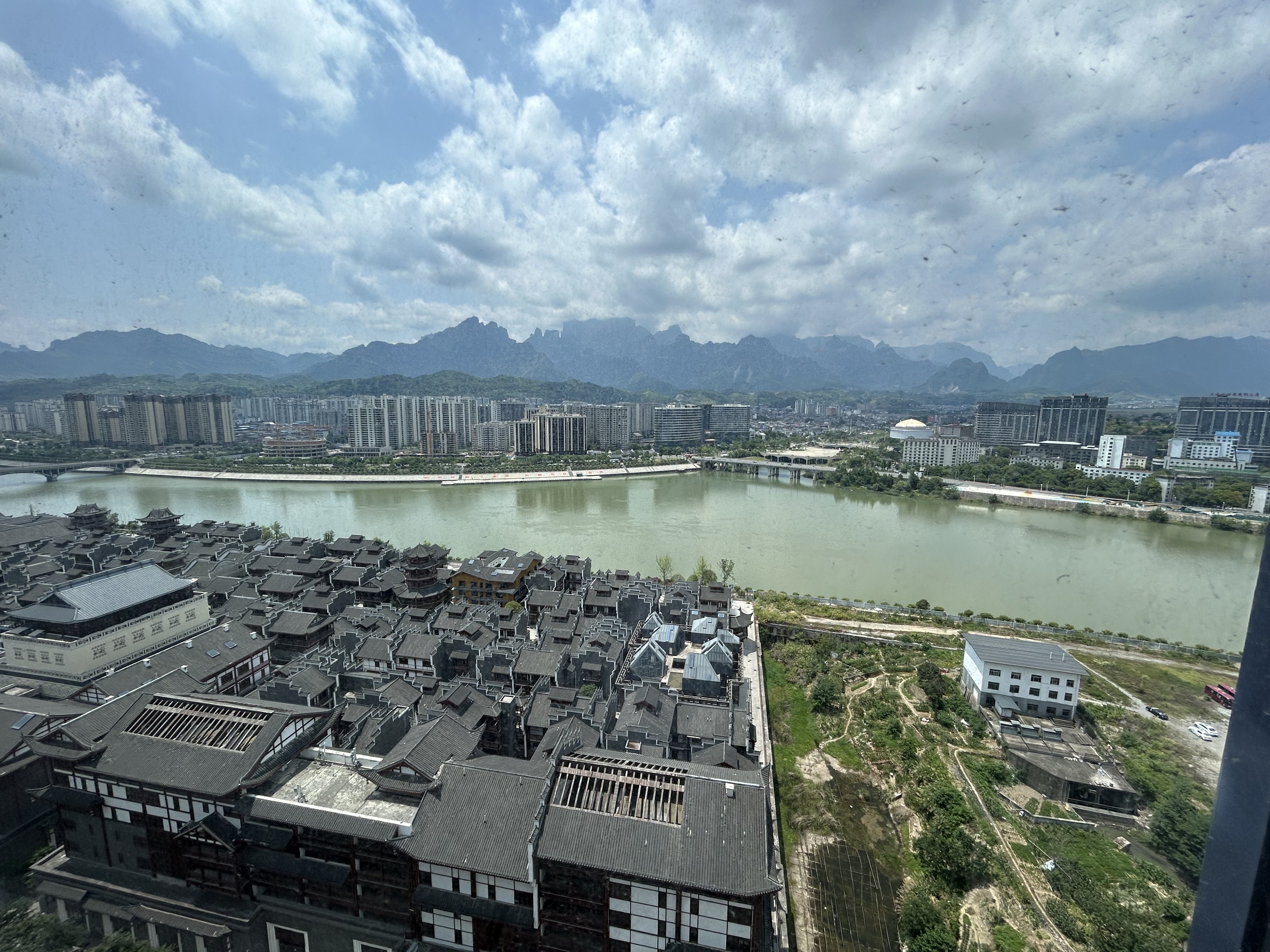 南门口安置小区二期 2室2厅1卫 2200.0元/月 南门口安置小区二期 2室2厅1卫 2200.0元/月室内图