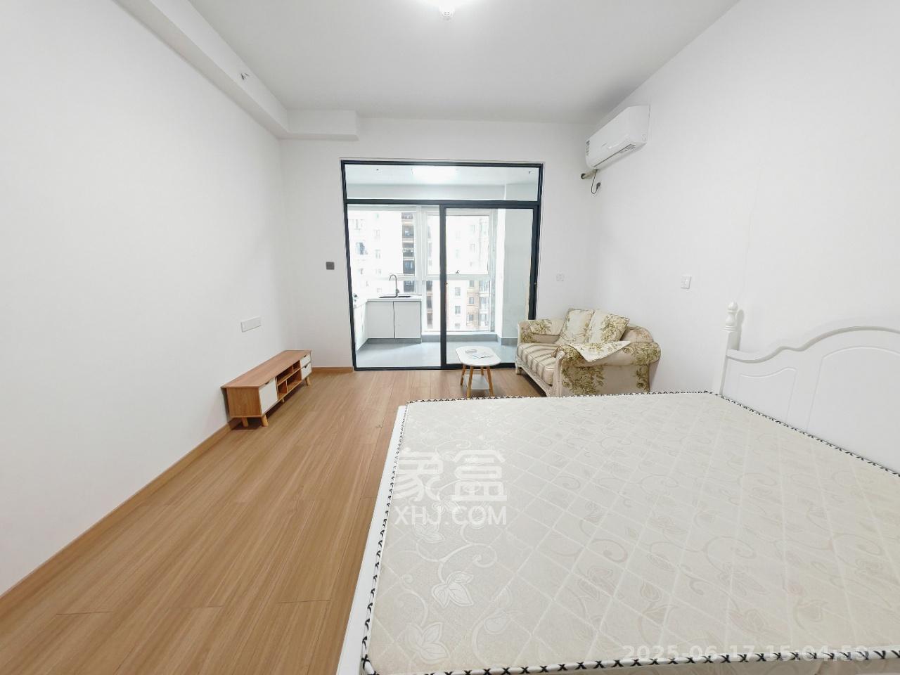 中建嘉和城  1室0厅0卫    1400.0元/月 中建嘉和城  1室0厅0卫    1400.0元/月室内图1