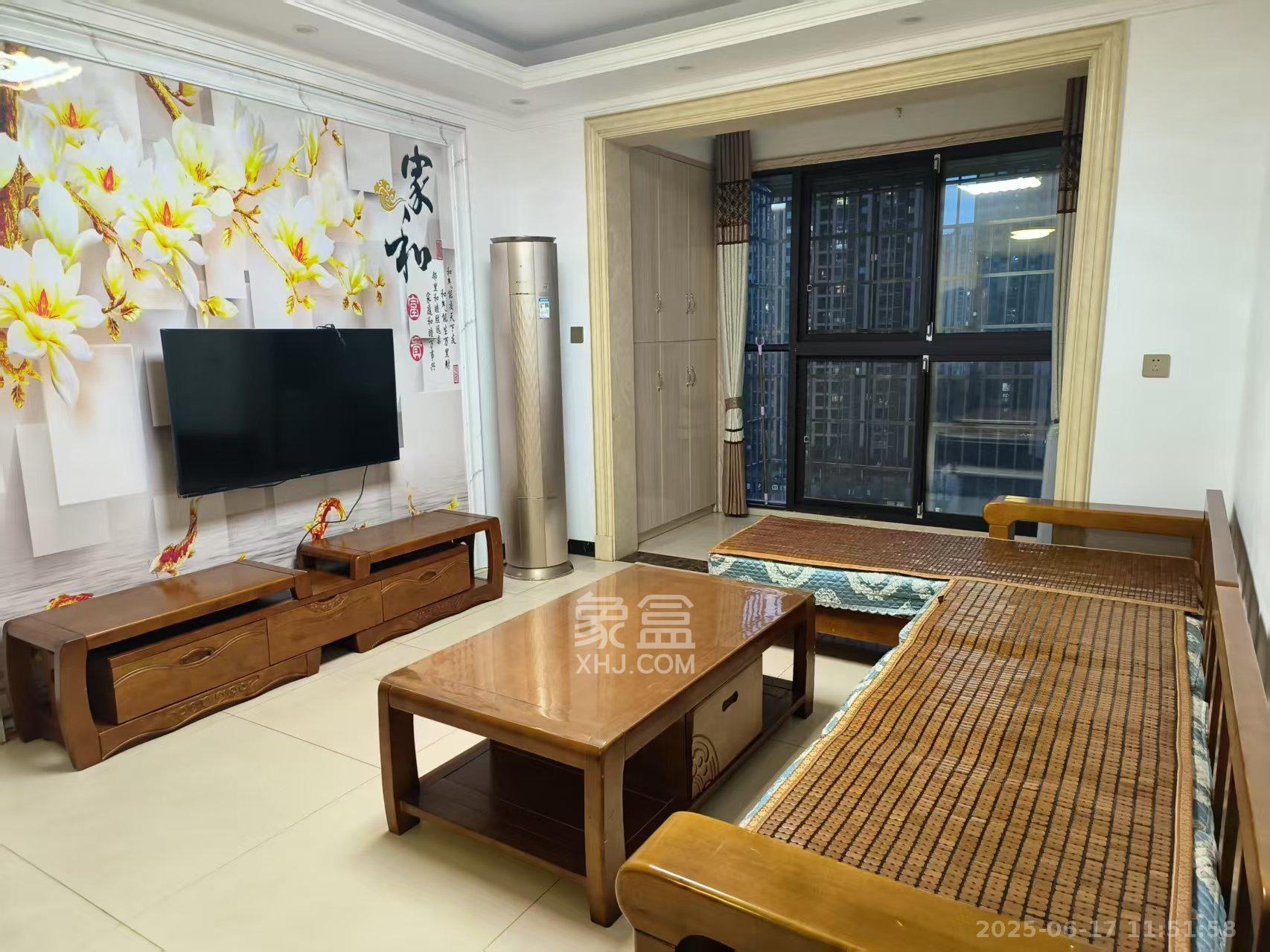 嘉顺苑 3室2厅1卫 2100.0元/月 嘉顺苑 3室2厅1卫 2100.0元/月室内图