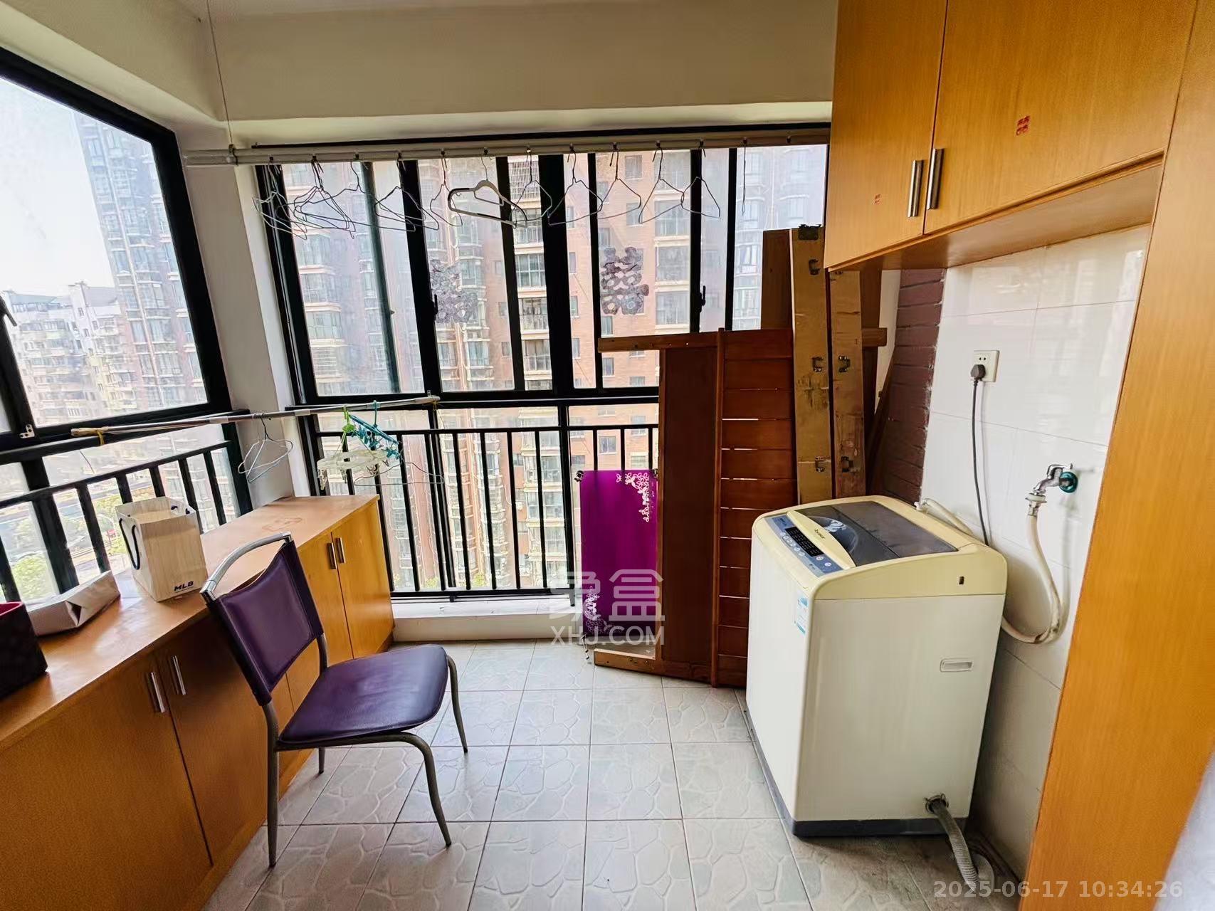 天城湖光山色 2室1厅1卫 2200.0元/月 天城湖光山色 2室1厅1卫 2200.0元/月室内图