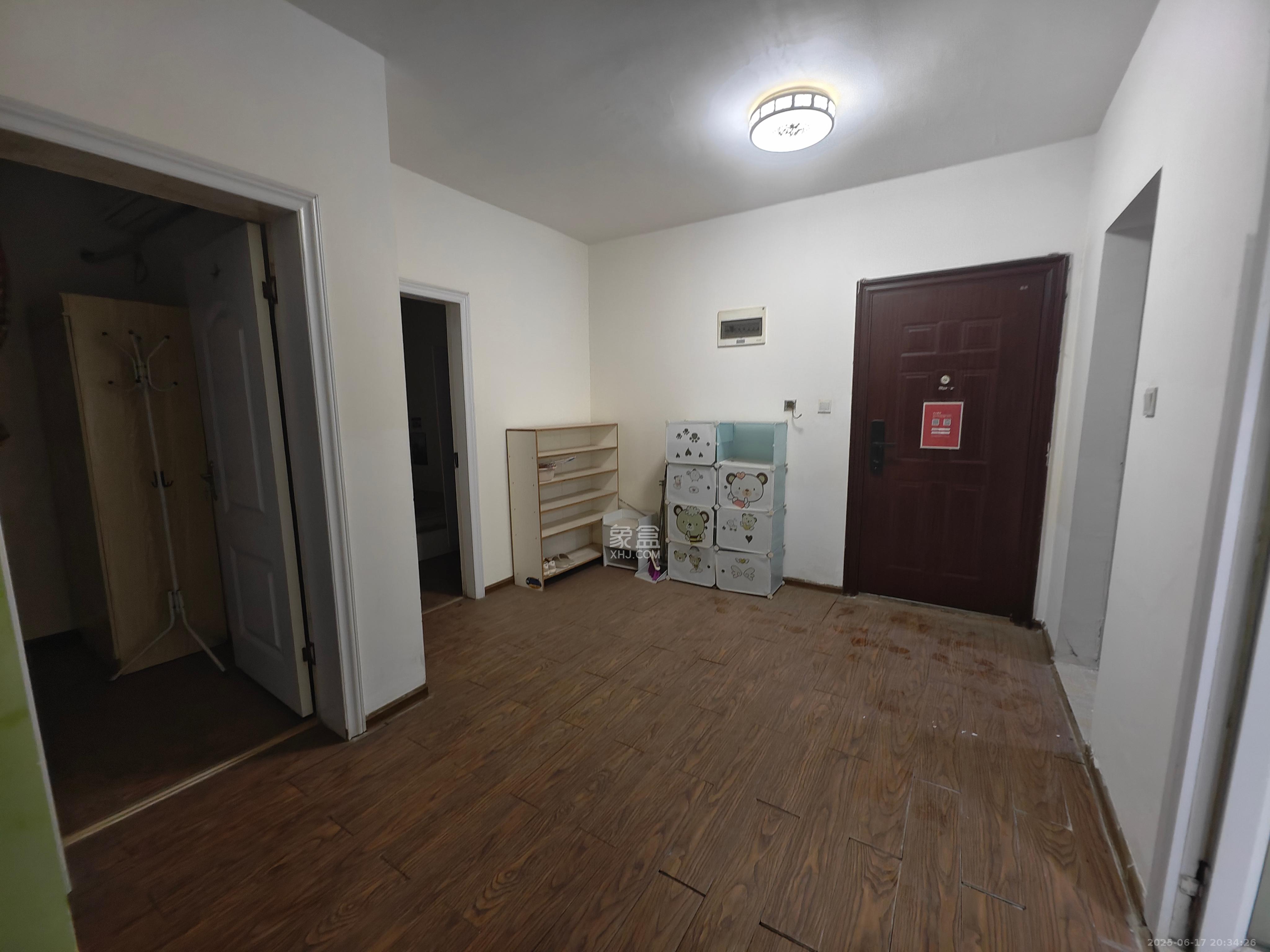 梅溪鑫苑名家  3室2厅1卫    2100.0元/月室内图