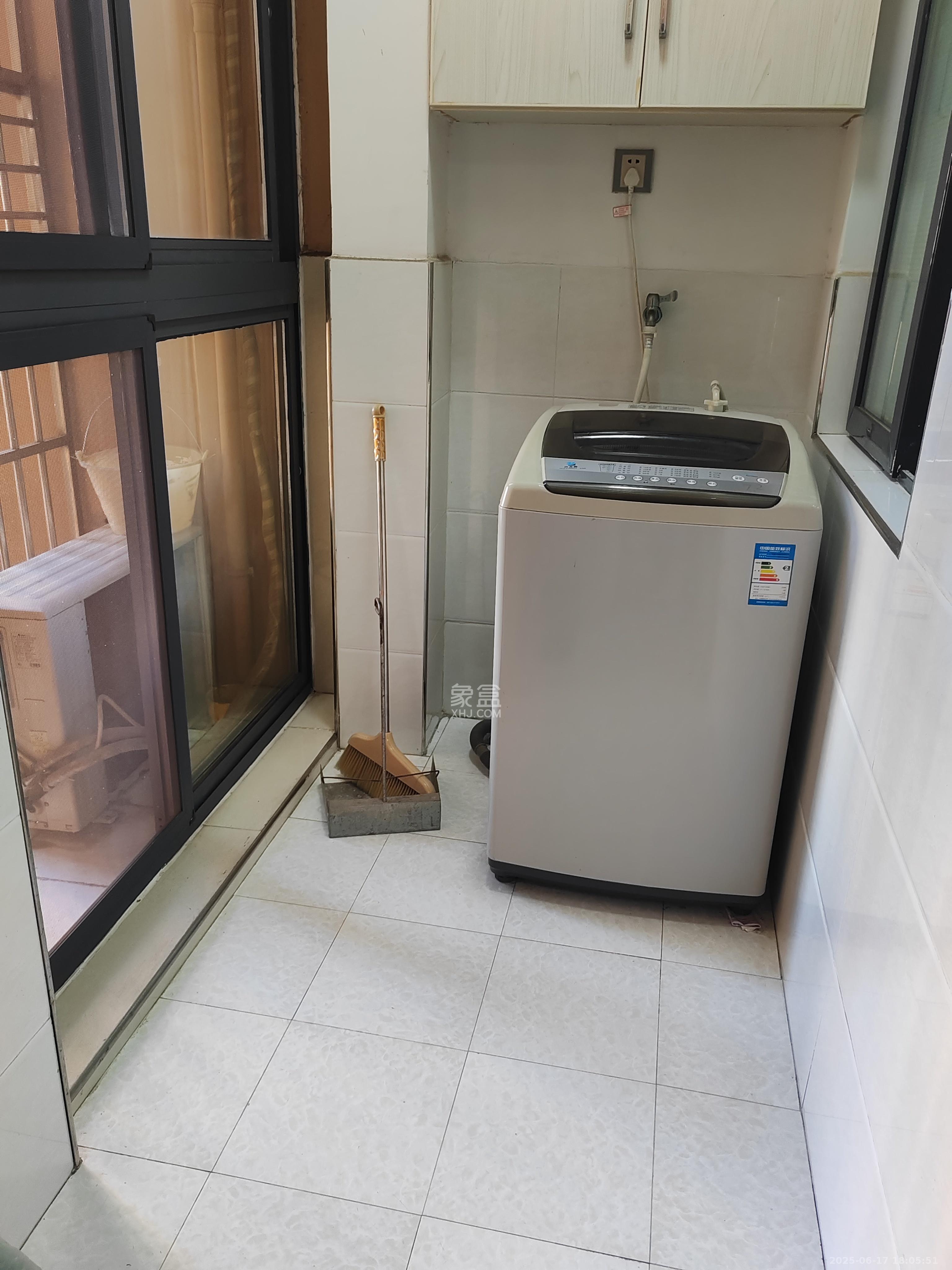 家兴苑  2室2厅1卫   2200.00元/月室内图