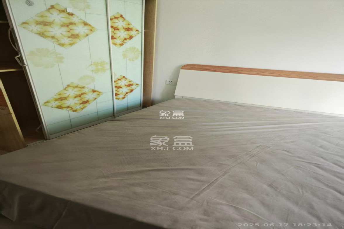 长房时代城 2室2厅1卫 2500.0元/月 长房时代城 2室2厅1卫 2500.0元/月室内图