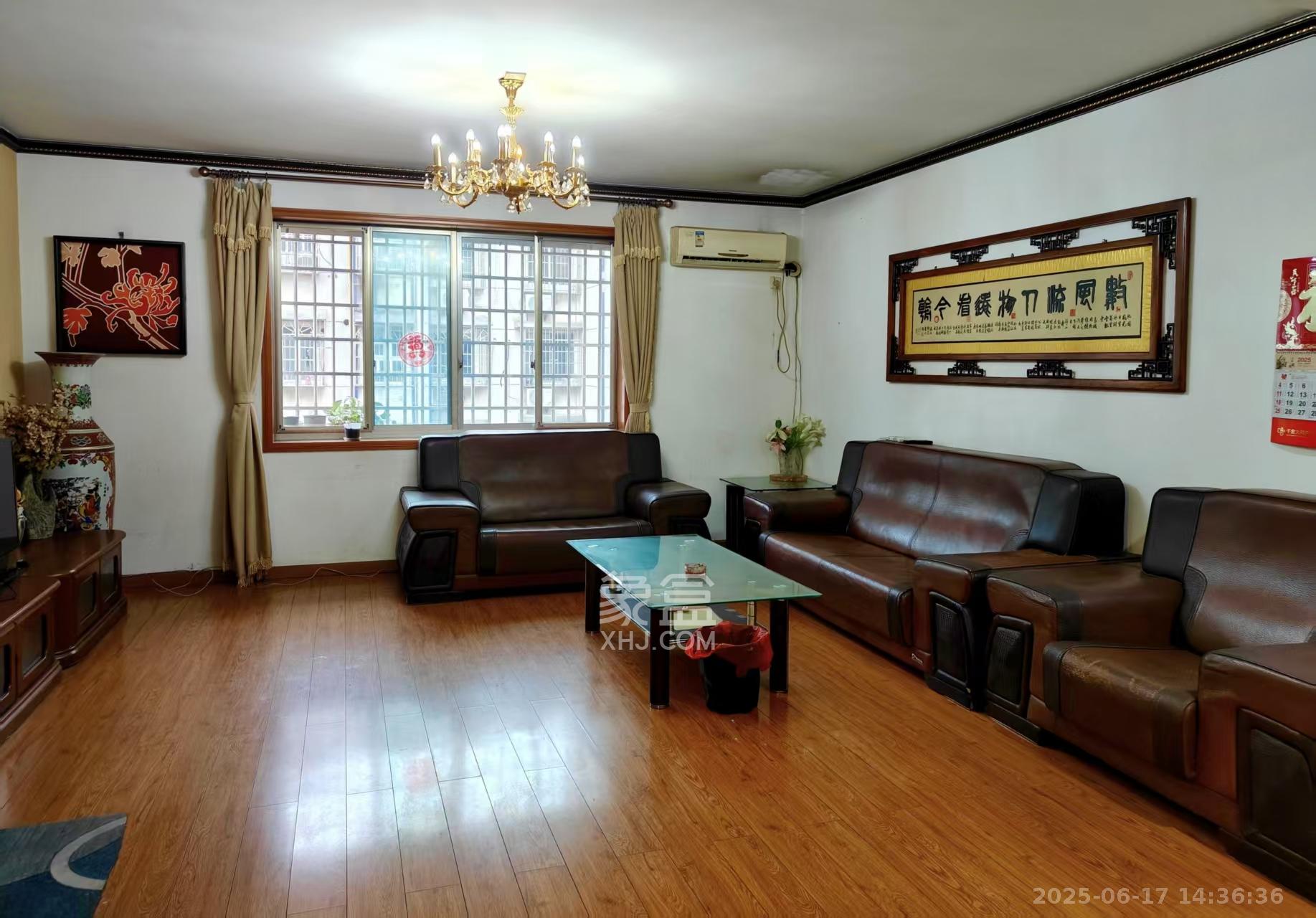 天鸿小区 3室2厅2卫 1900.0元/月 天鸿小区 3室2厅2卫 1900.0元/月室内图