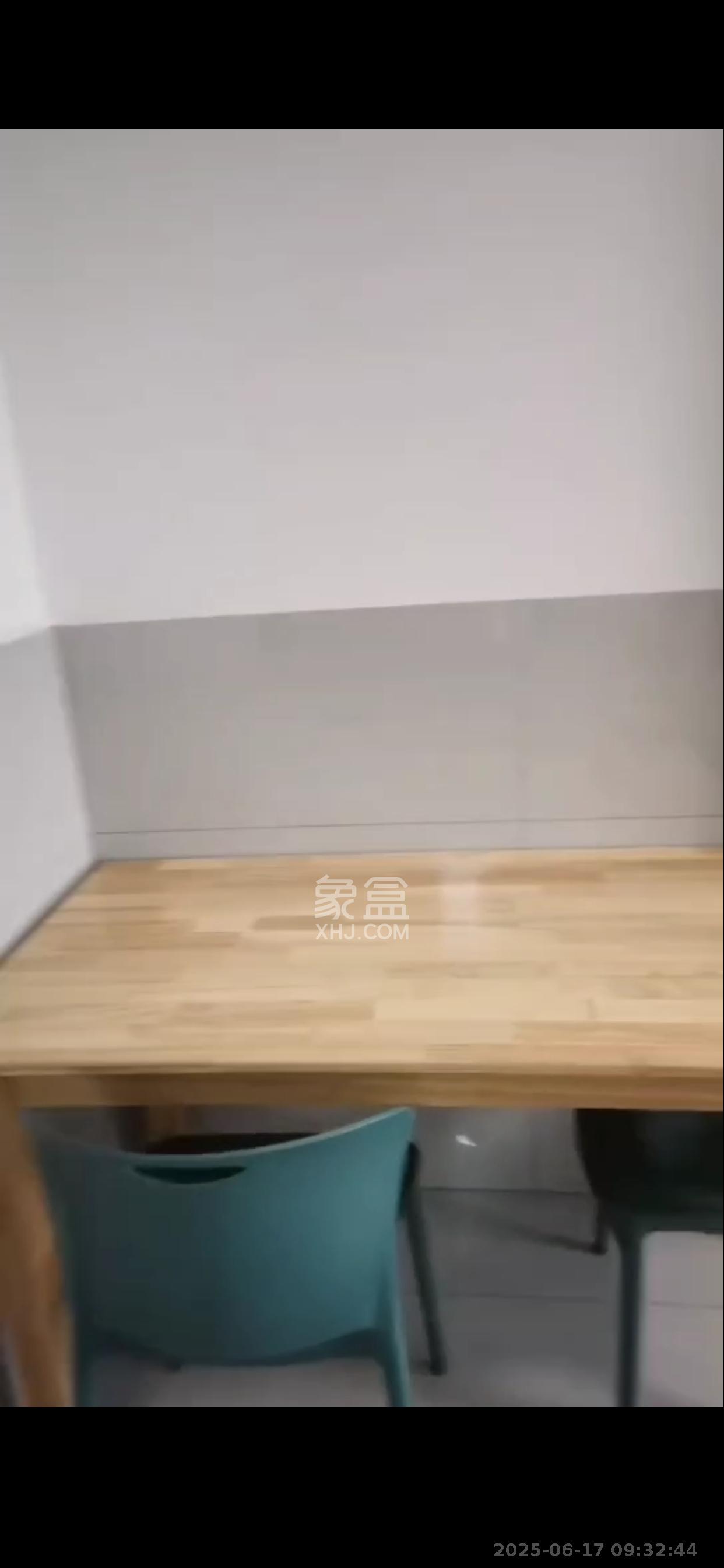 和景家园一期  1室1厅1卫    1100.0元/月 和景家园一期  1室1厅1卫    1100.0元/月室内图