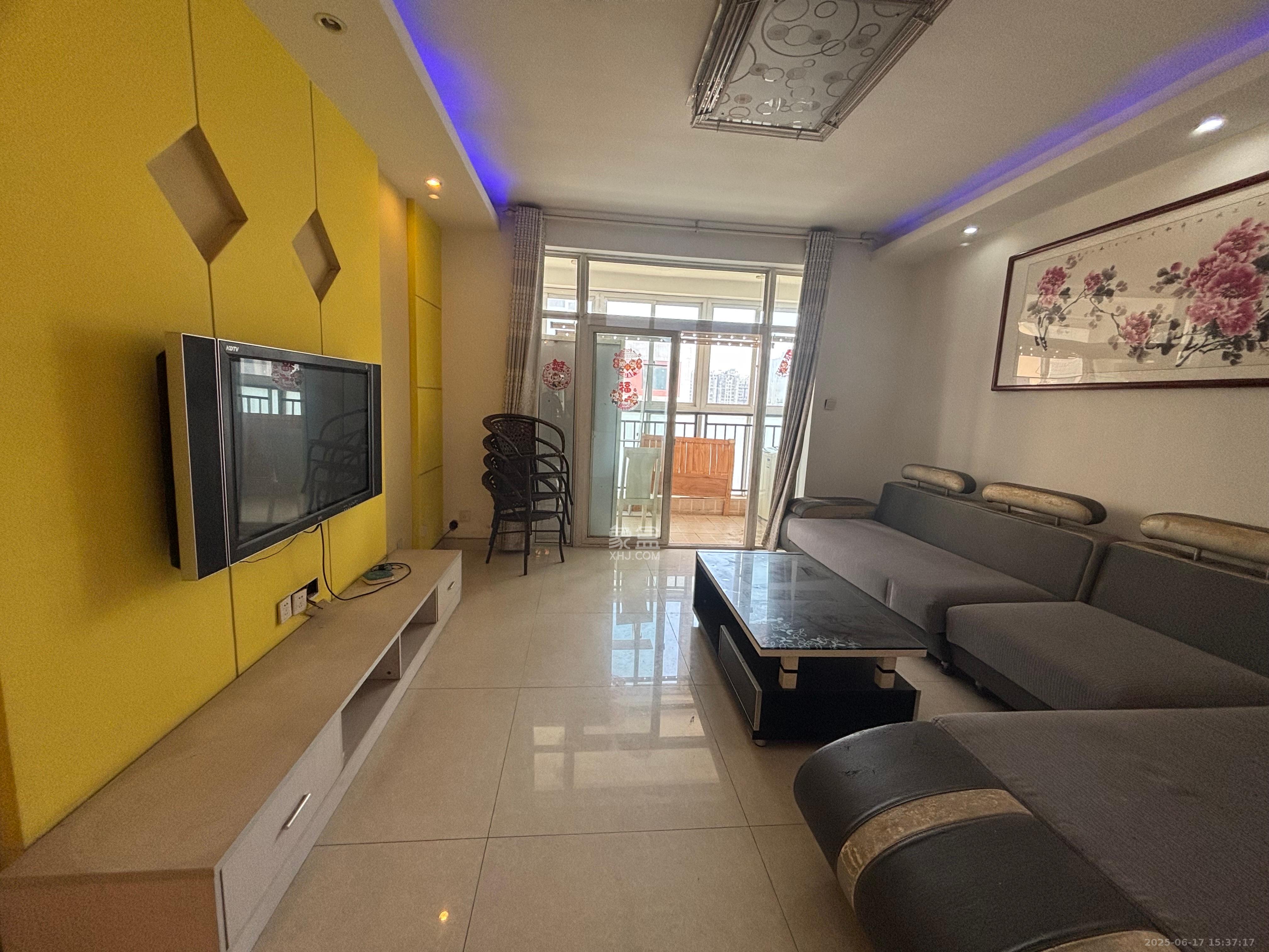 木莲花苑  3室2厅2卫    2500.0元/月 木莲花苑  3室2厅2卫    2500.0元/月室内图