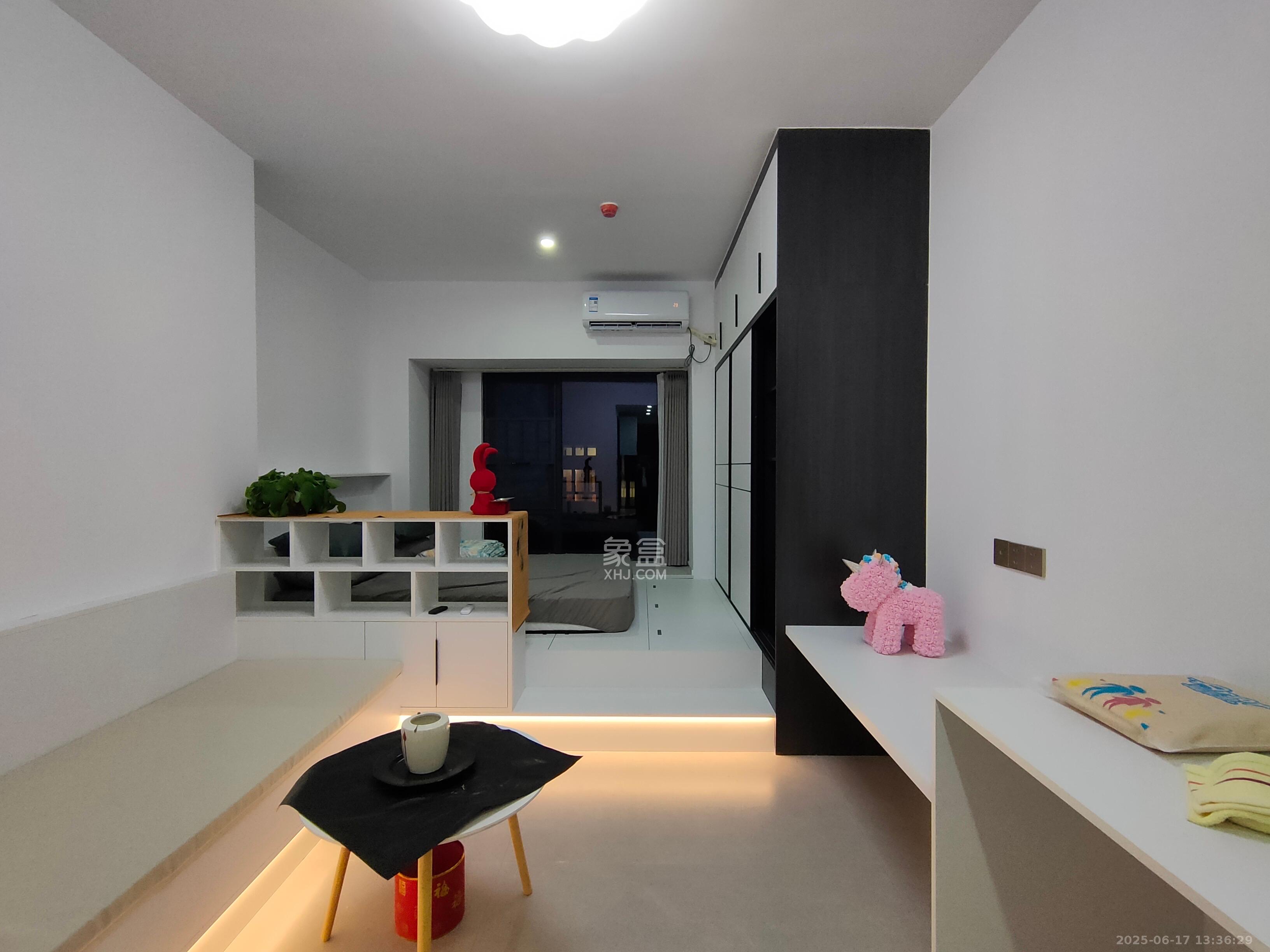 碧桂园城市之光 1室1厅1卫 1600.0元/月 碧桂园城市之光 1室1厅1卫 1600.0元/月室内图