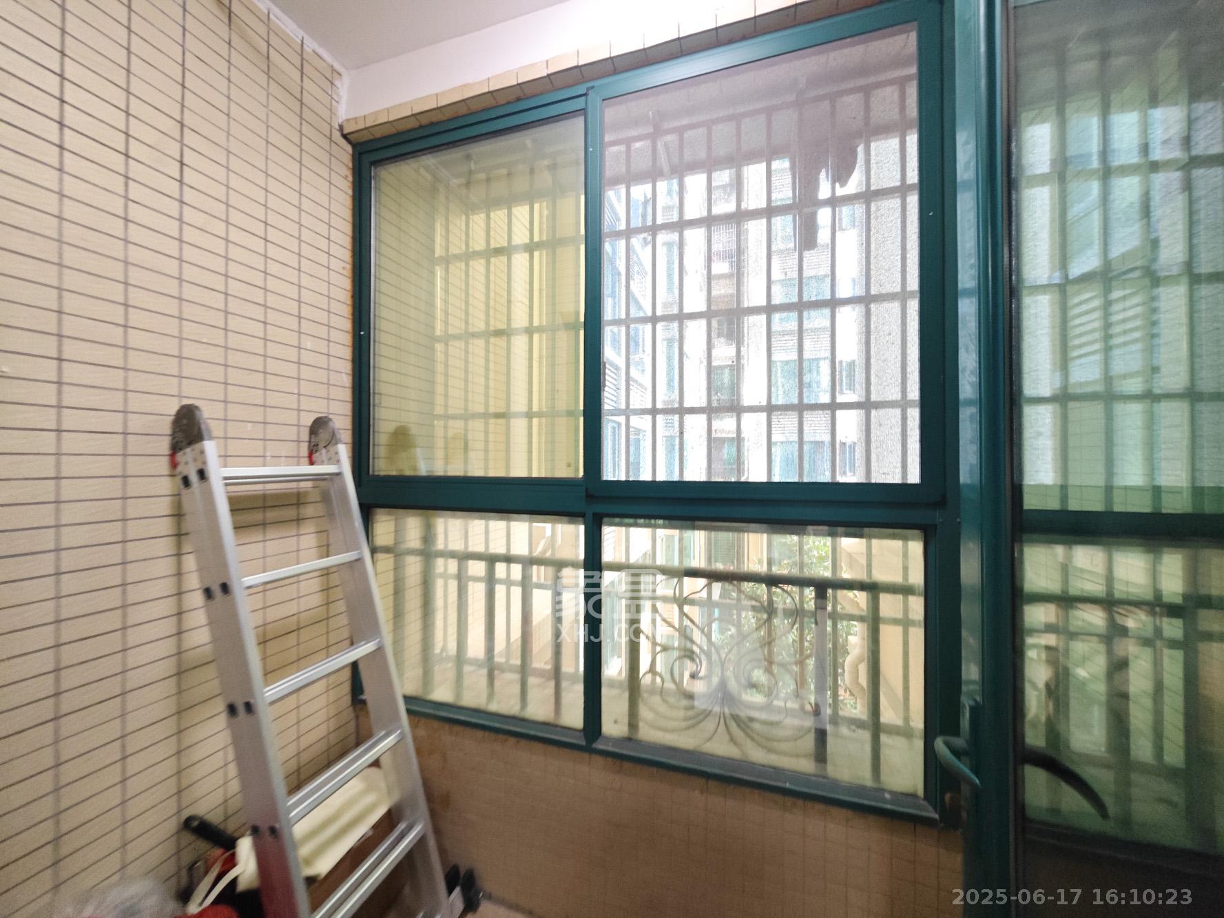 恒大城  3室2厅2卫    88.0万 恒大城  3室2厅2卫    88.0万其他