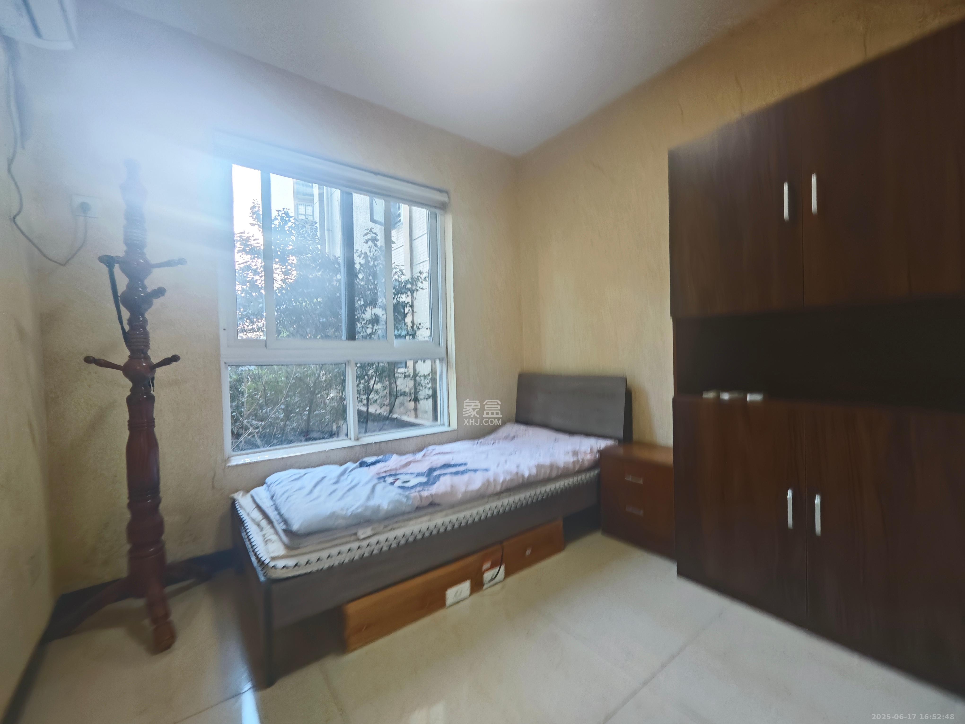 光明城市(星辰青年城) 4室2厅2卫 1800.0元/月 光明城市(星辰青年城) 4室2厅2卫 1800.0元/月室内图