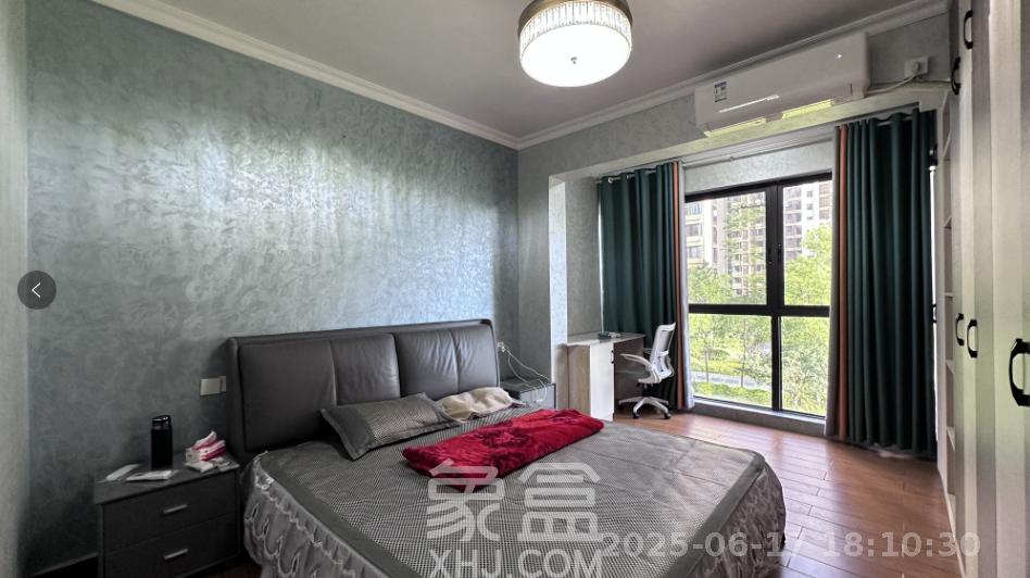 福天藏郡院子  4室2厅1卫    3000.0元/月室内图