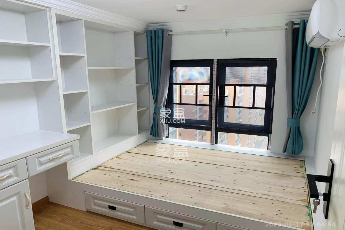 海伦春天 3室2厅2卫 2300.0元/月 海伦春天 3室2厅2卫 2300.0元/月室内图