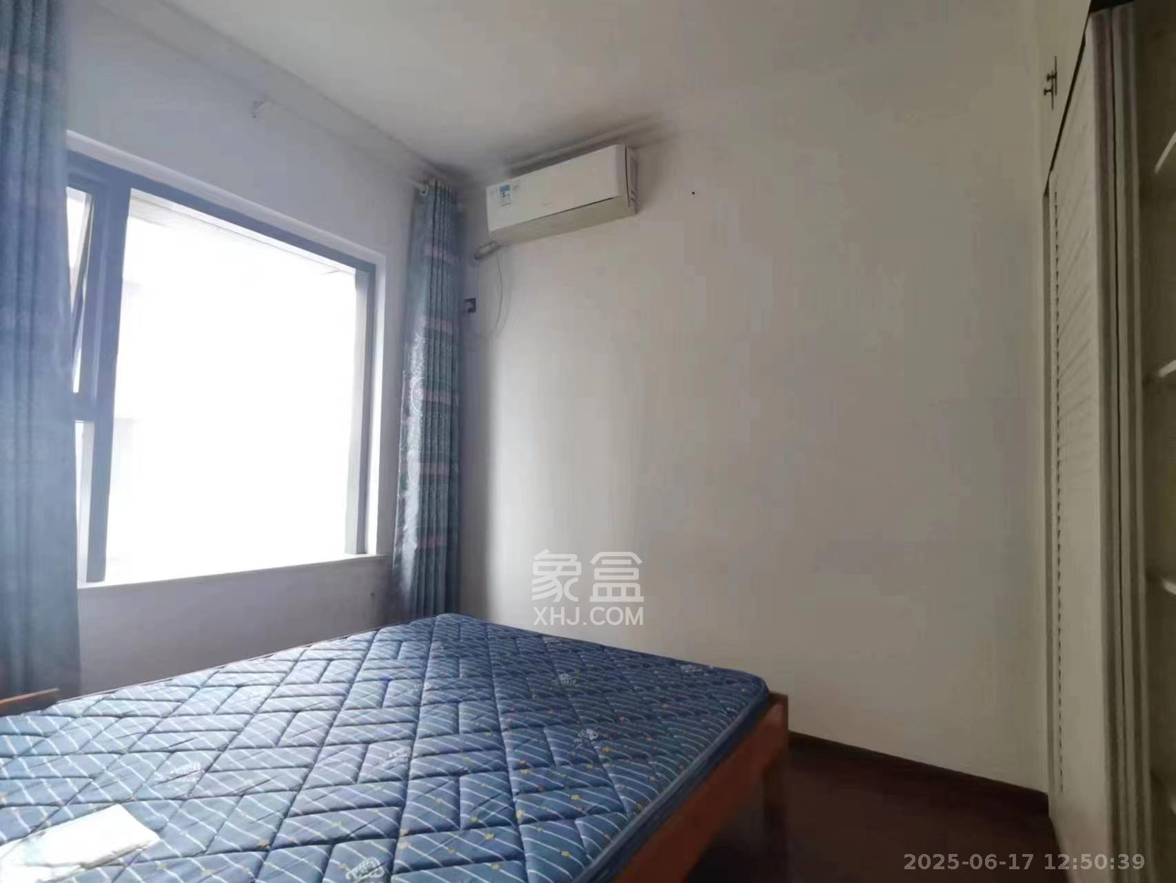 东怡外国(南湖一号) 1室1厅1卫 2600.0元/月 东怡外国(南湖一号) 1室1厅1卫 2600.0元/月室内图