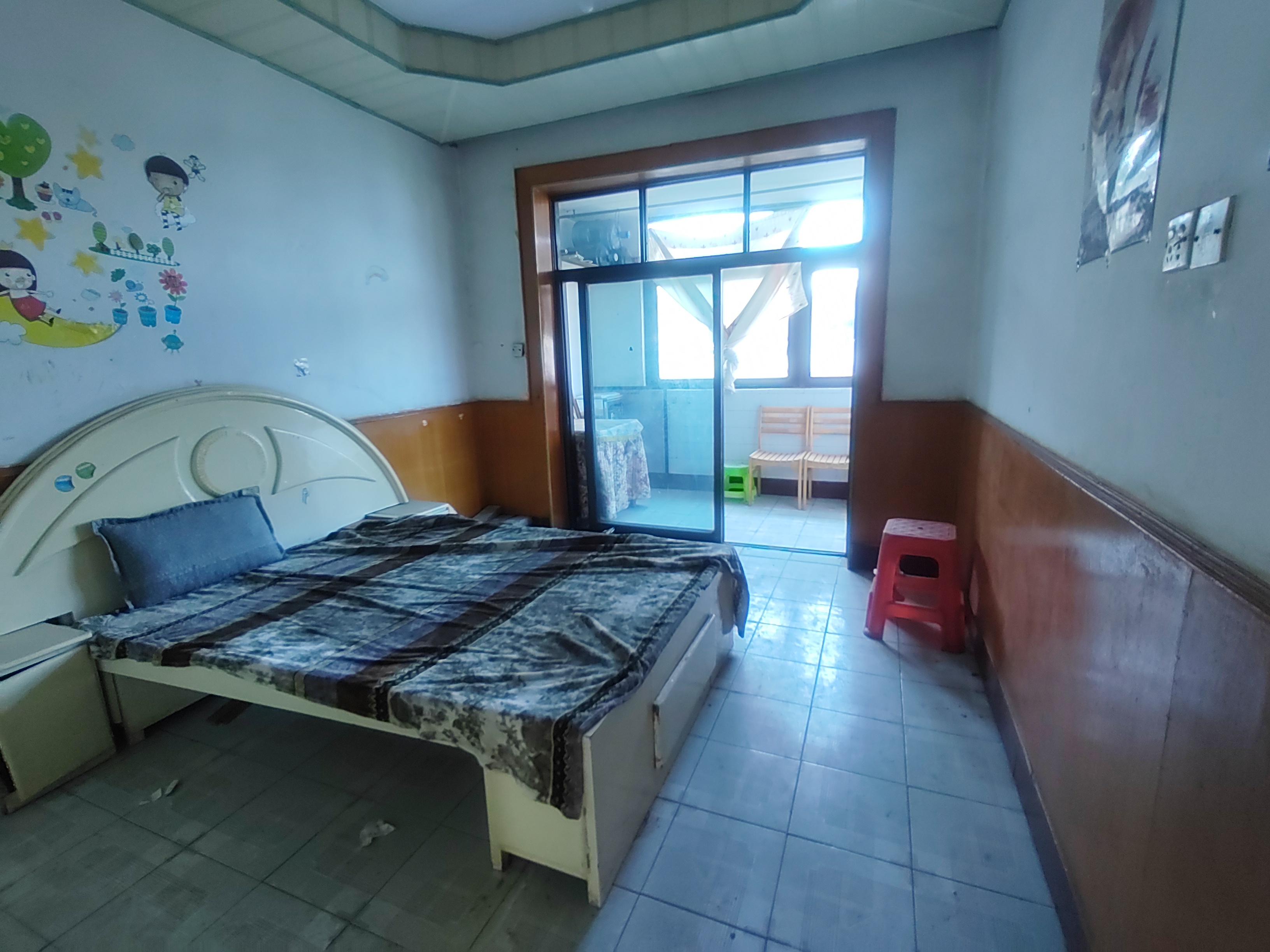 公园社区（青山小区）  2室1厅1卫    20.0万客厅