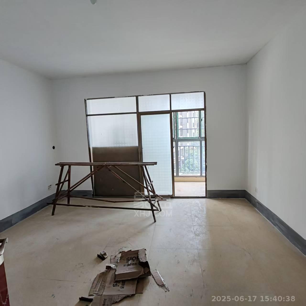 圣华名城建设北路110号  3室1厅1卫   800.00元/月室内图