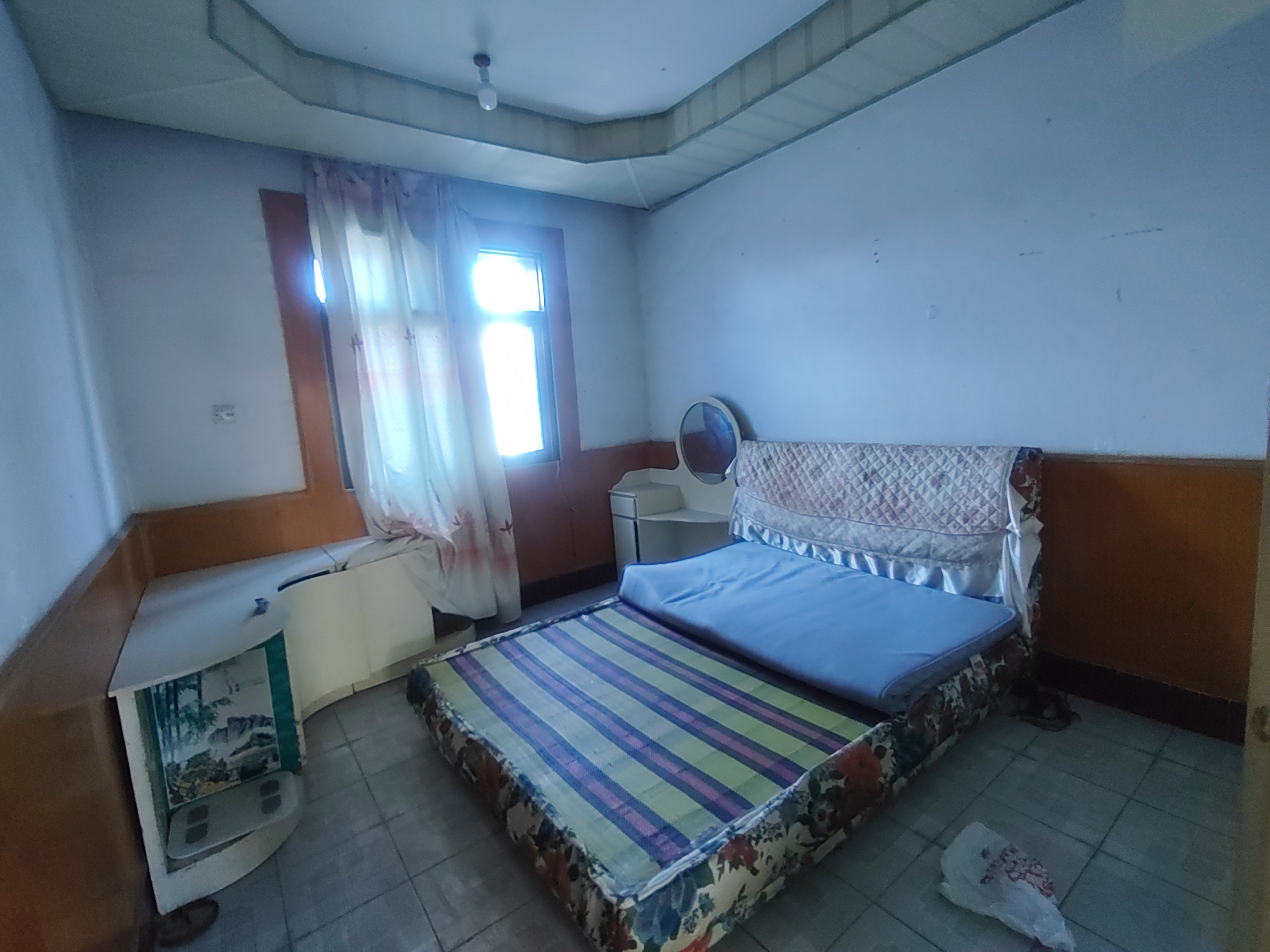 公园社区（青山小区）  2室1厅1卫    20.0万